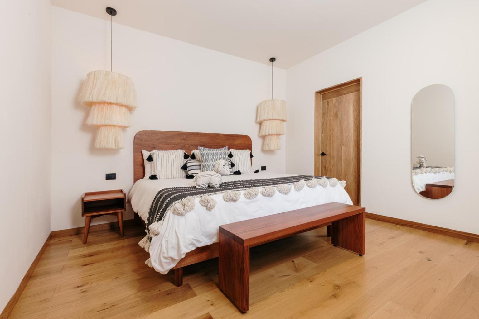 Superior King Room - Photo 3