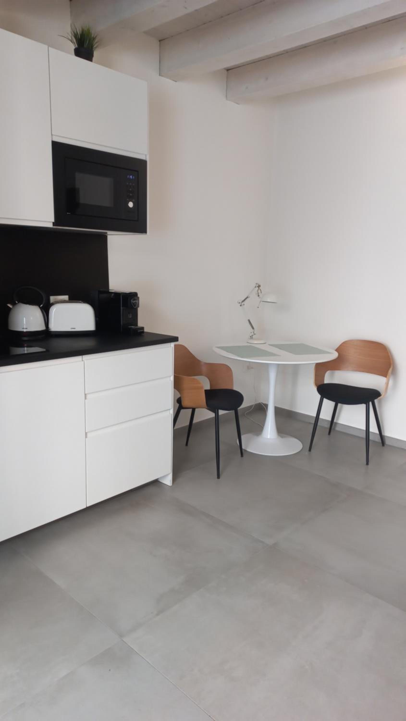Studio (2 Adults) - Photo 12