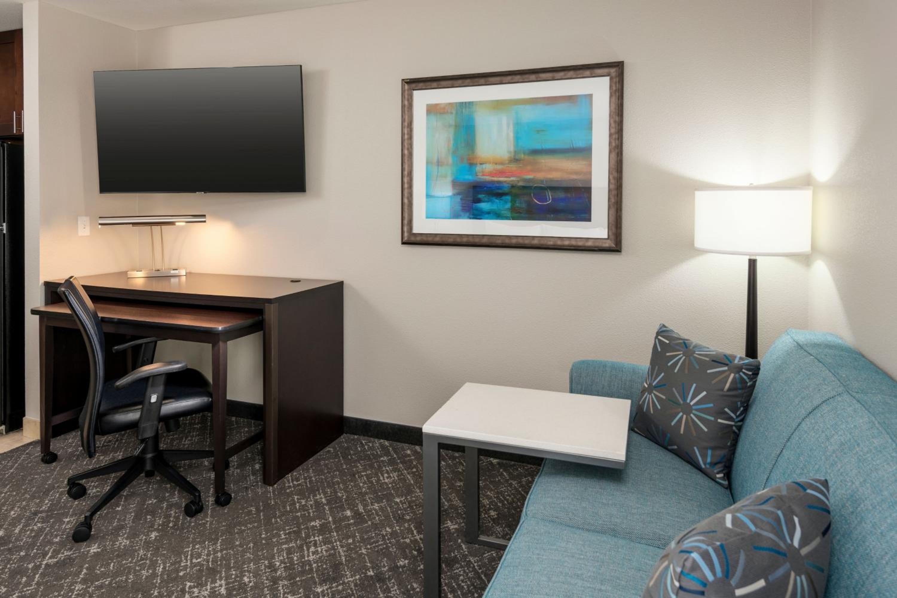 King Studio Suite with Sofa Bed - Hearing Accessible photo 3