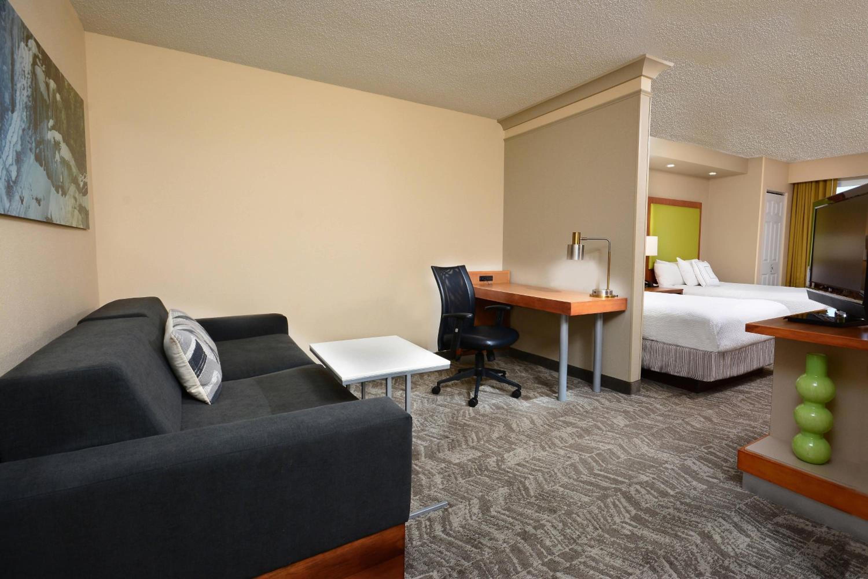 Standard Queen Room photo 1