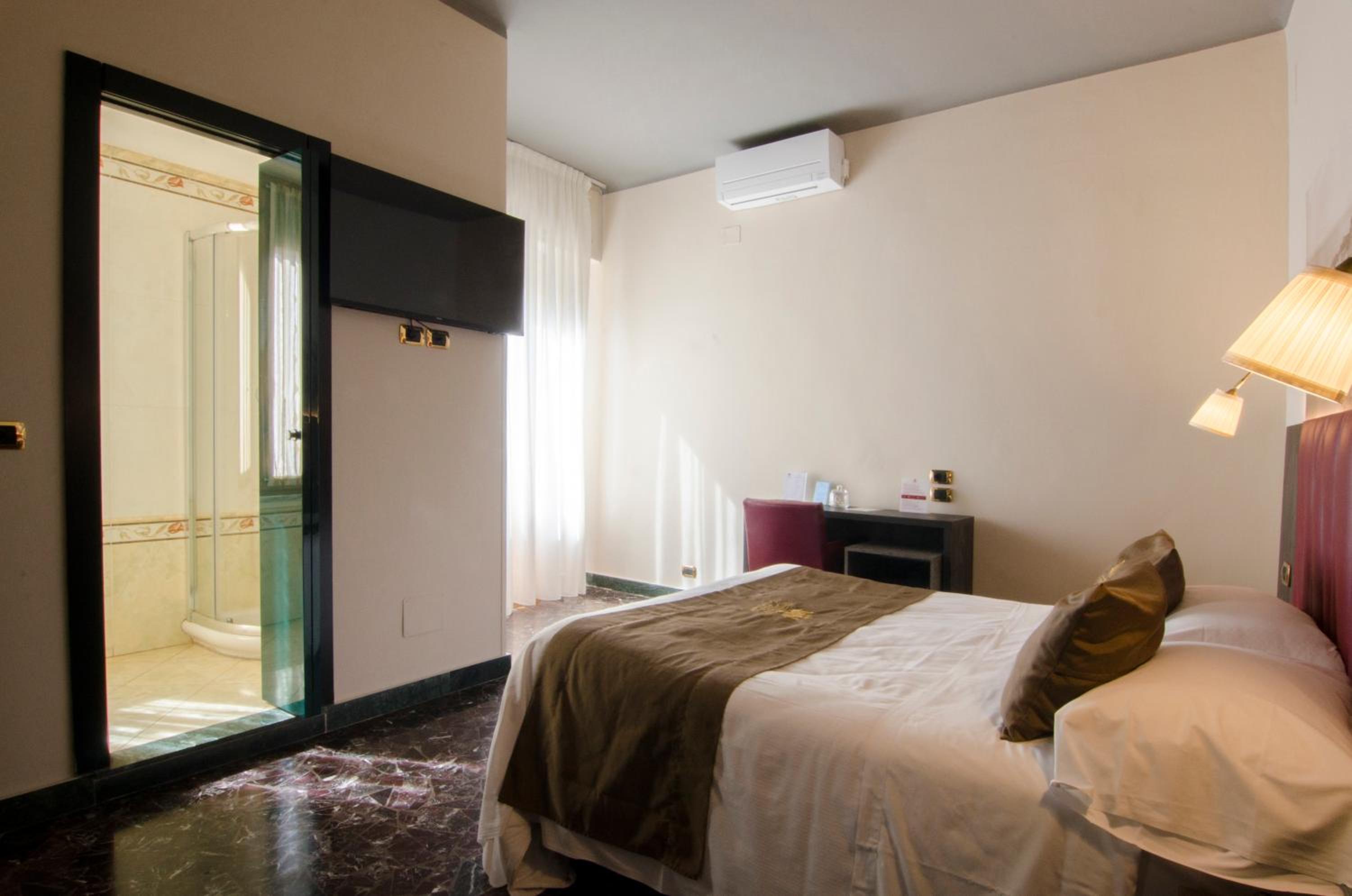 Superior Double Room photo 2