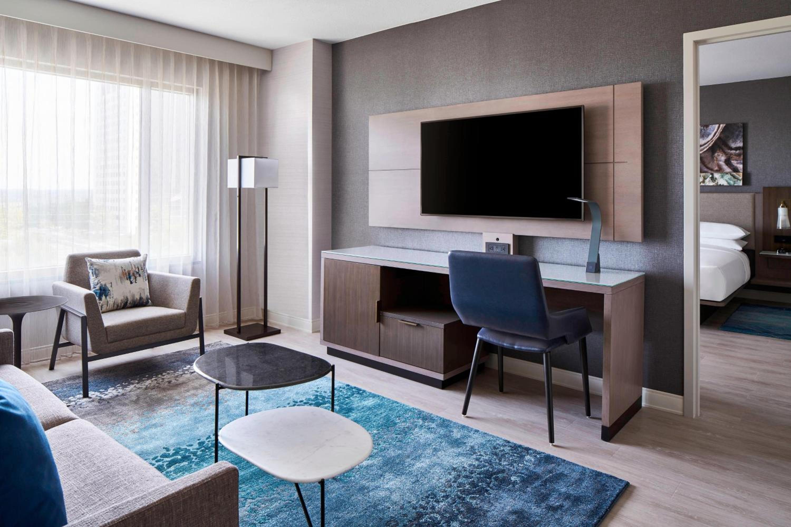 One-Bedroom King Suite - Photo 2