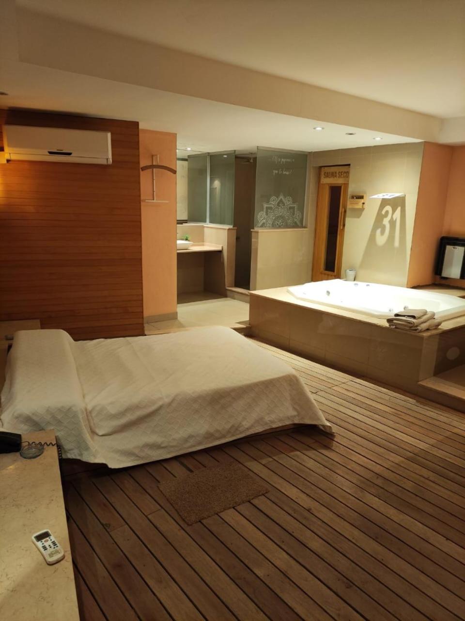 Suite with Sauna photo 3