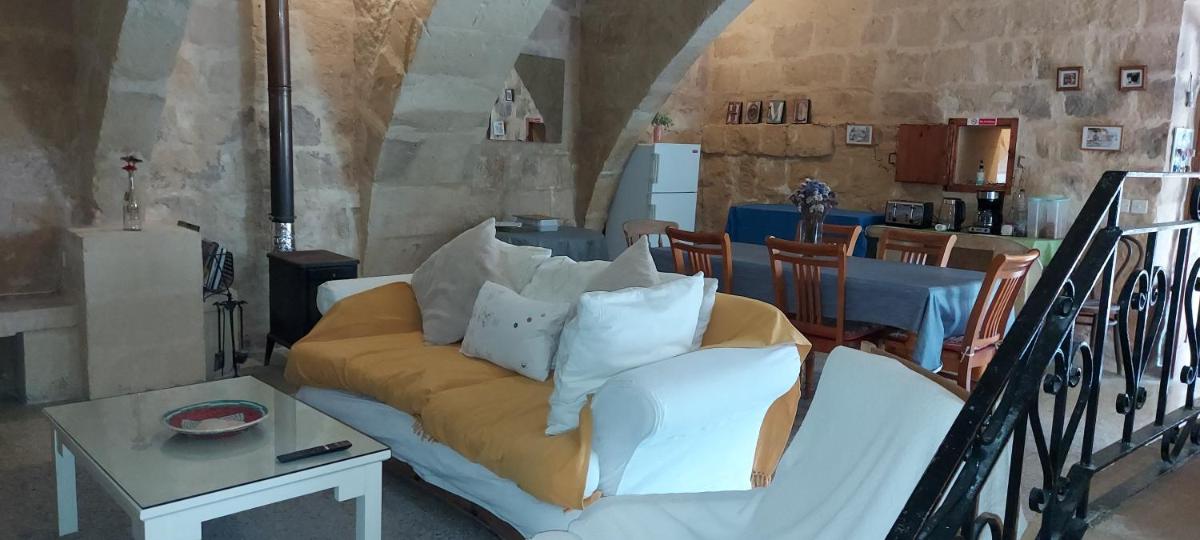 Small Double Room photo 3
