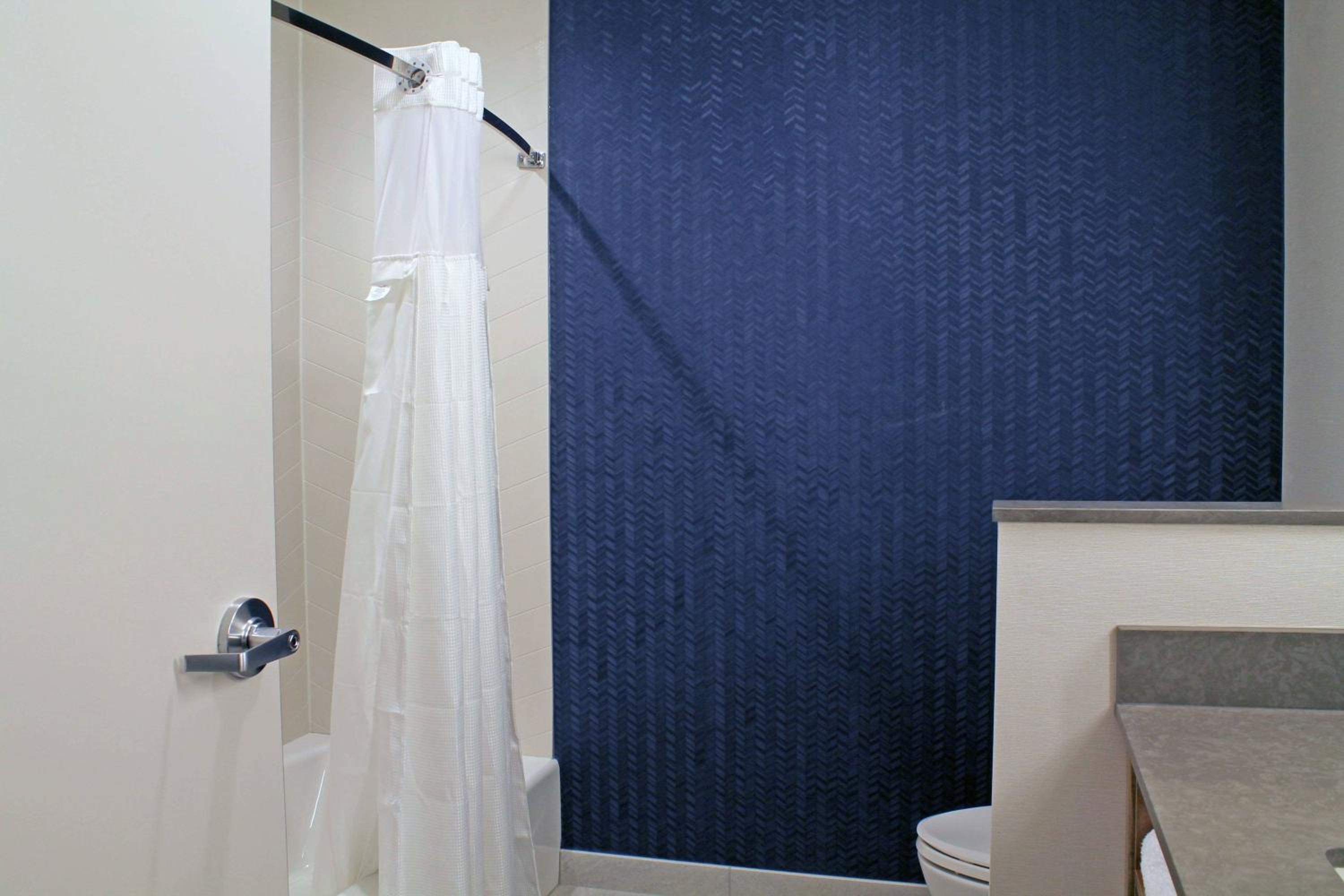 Double Queen Room - Photo 4