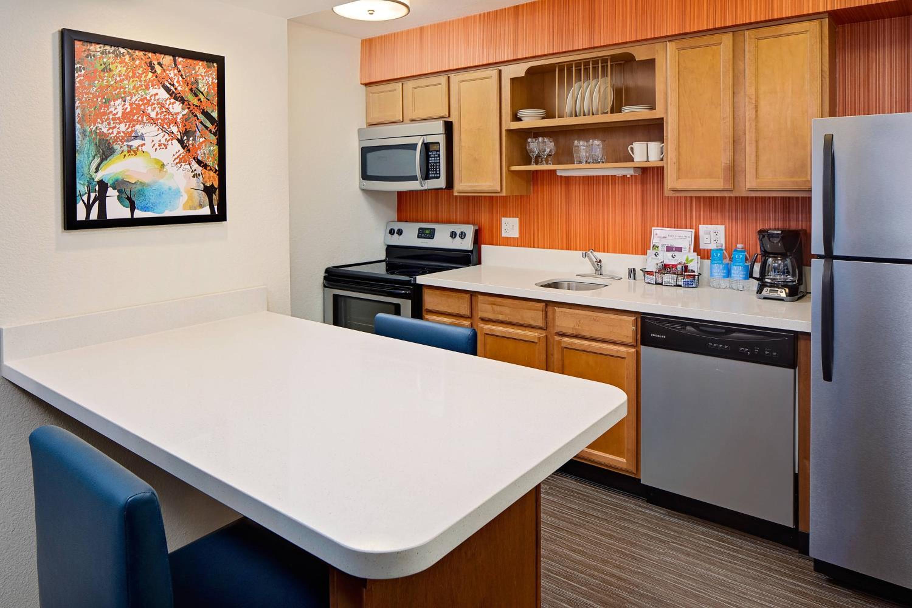 Penthouse Suite - Photo 3