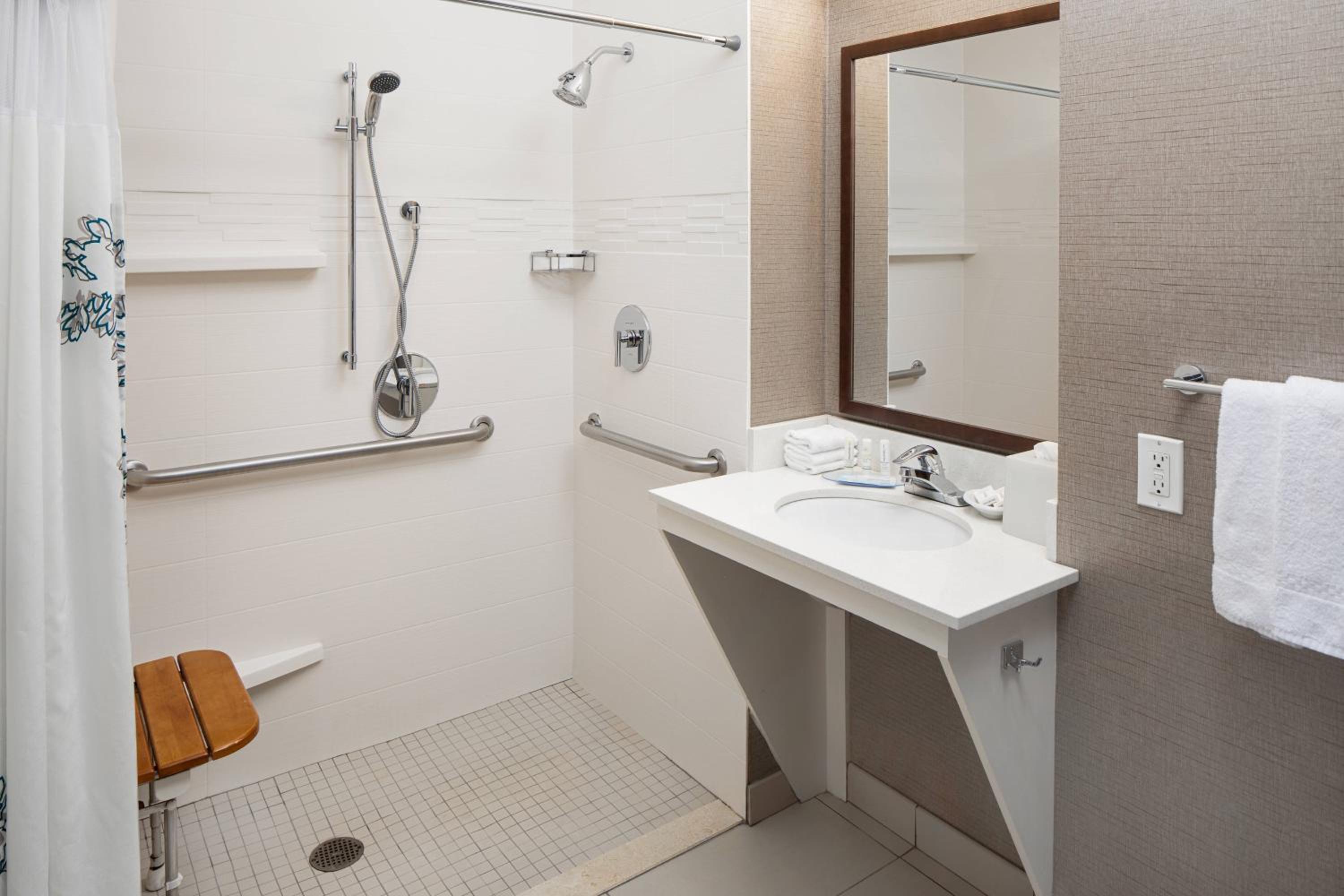 Penthouse Suite - Photo 5