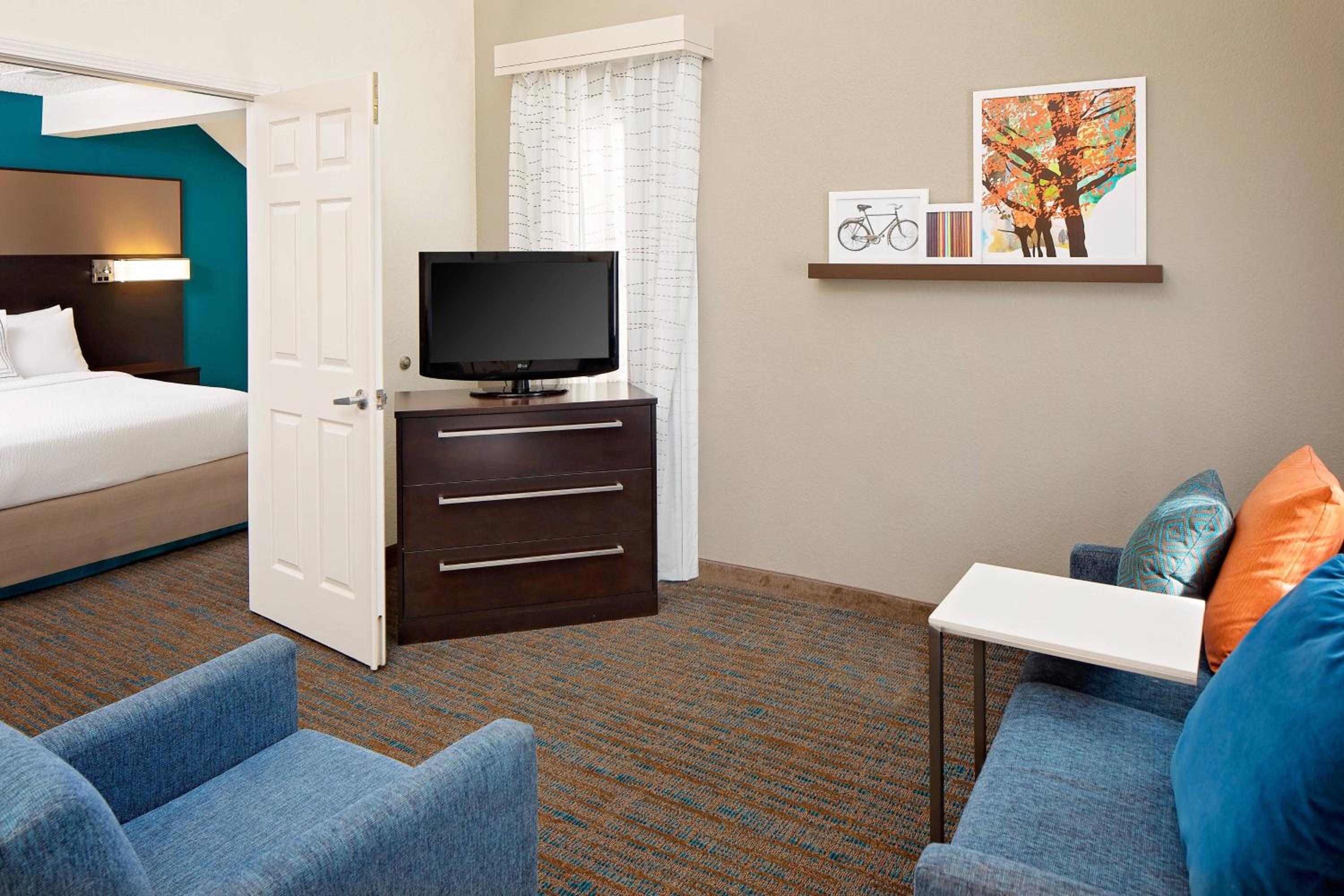 Penthouse Suite - Photo 1