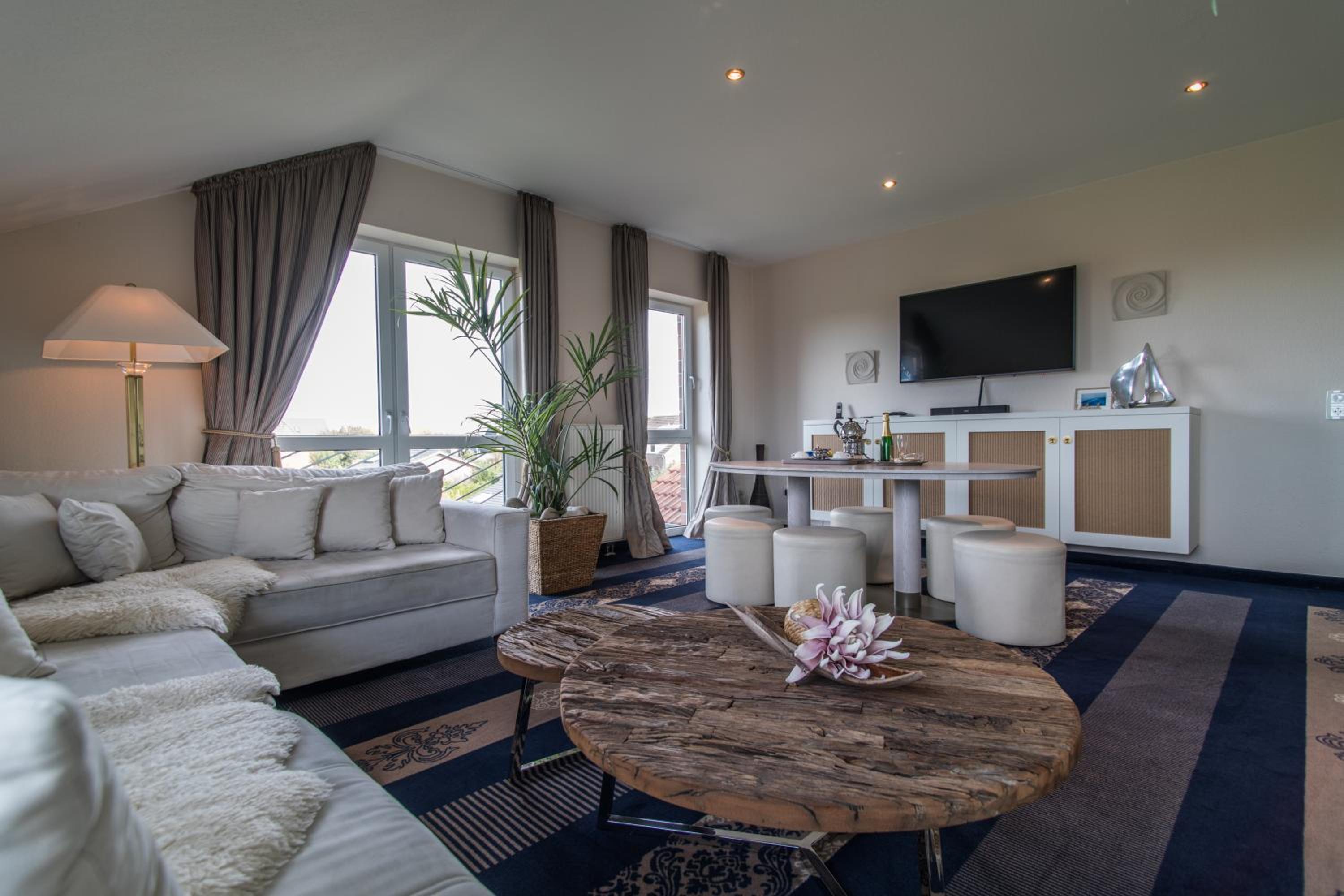 Deluxe Suite photo 1
