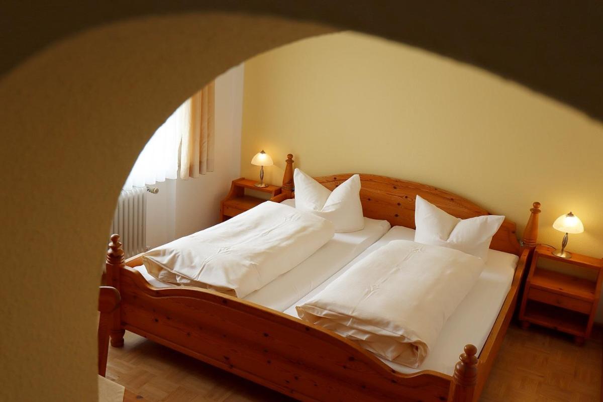 Double Room with Private Bathroom photo 3