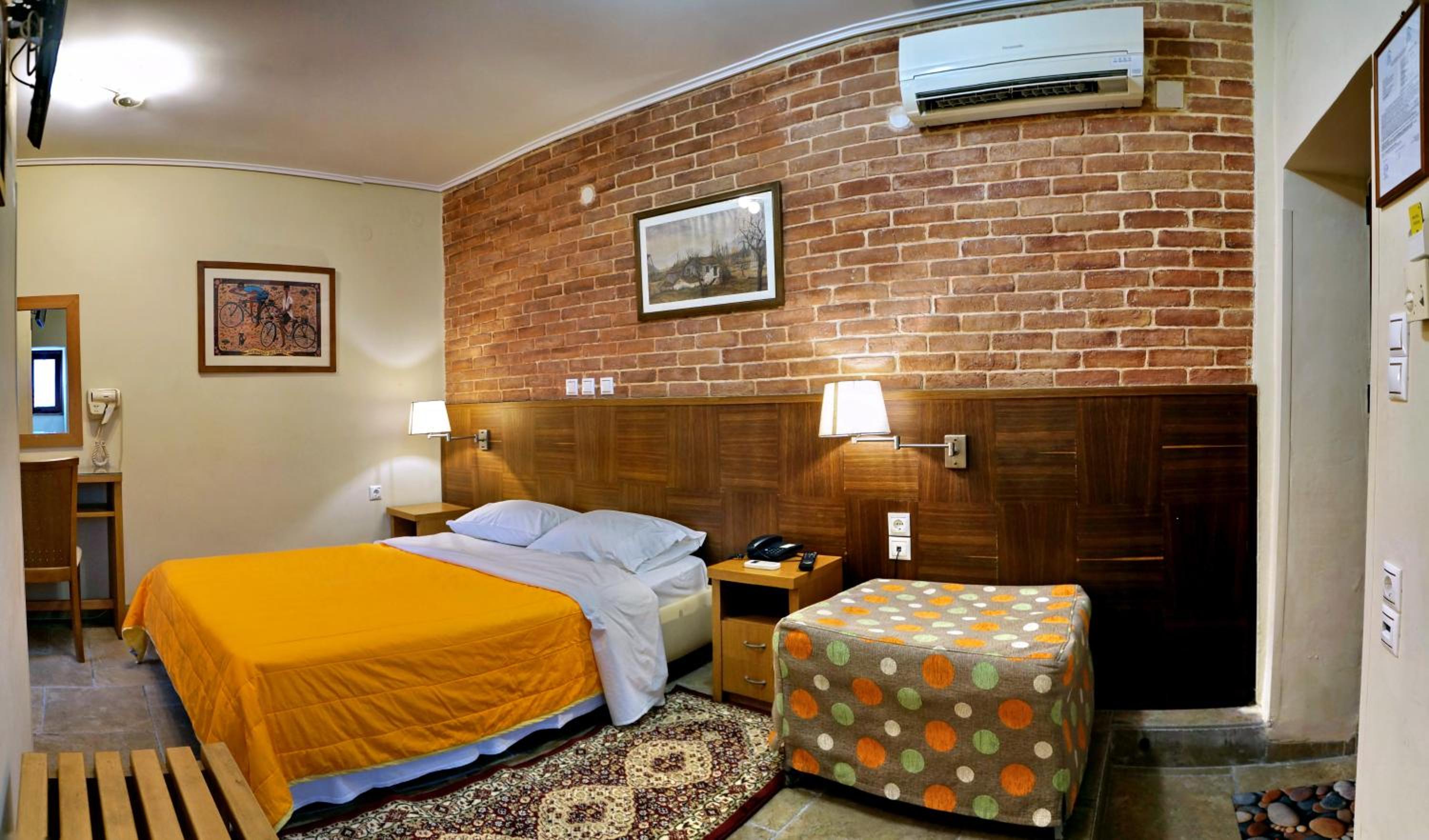 Double or Twin Room with Extra Bed photo 3