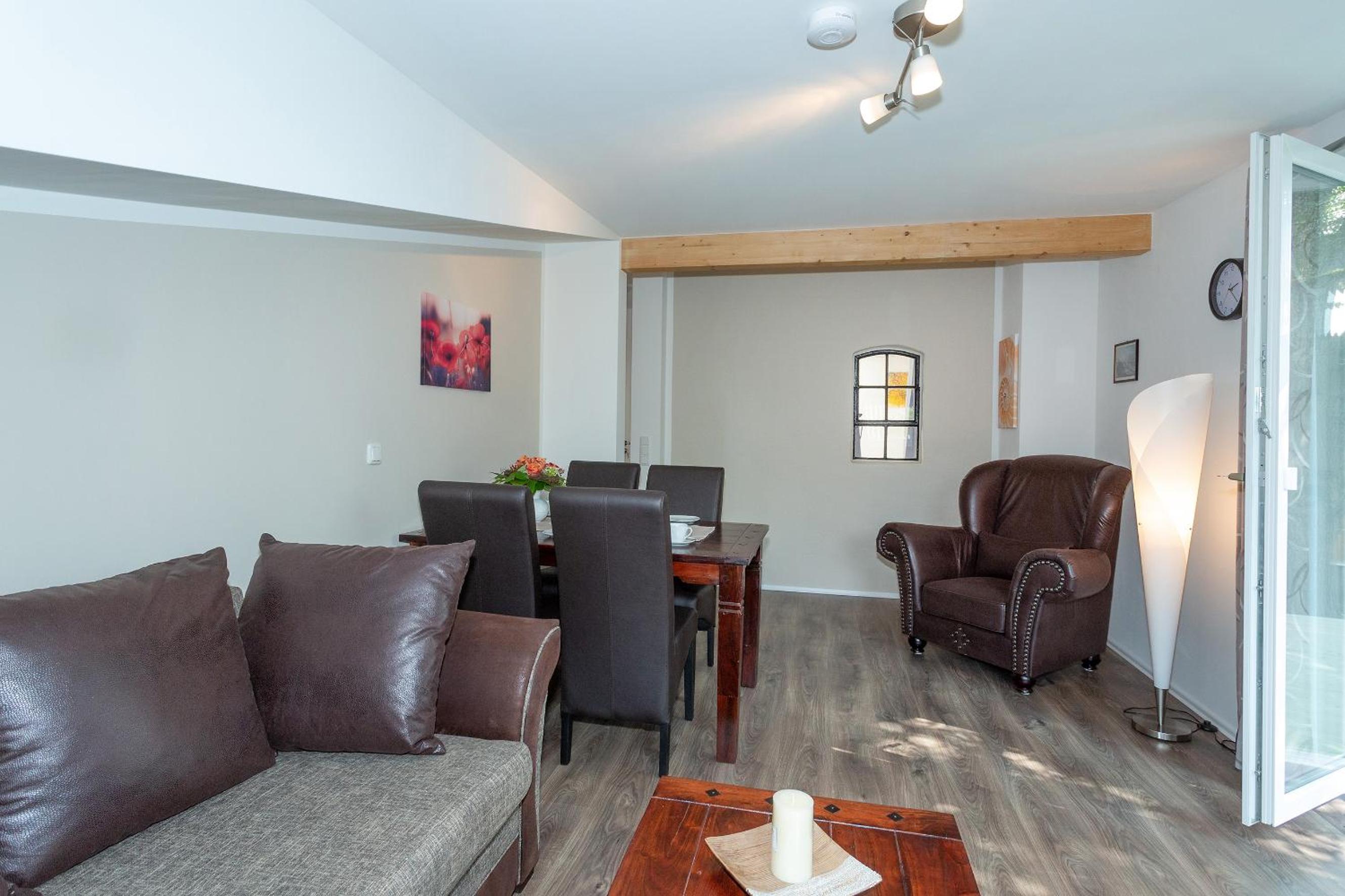 Apartment photo 1
