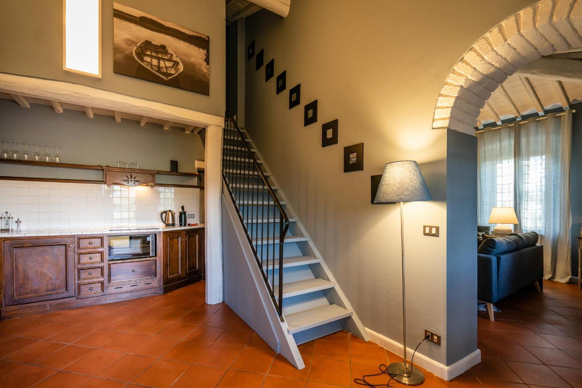 Apartment - Split Level photo 2