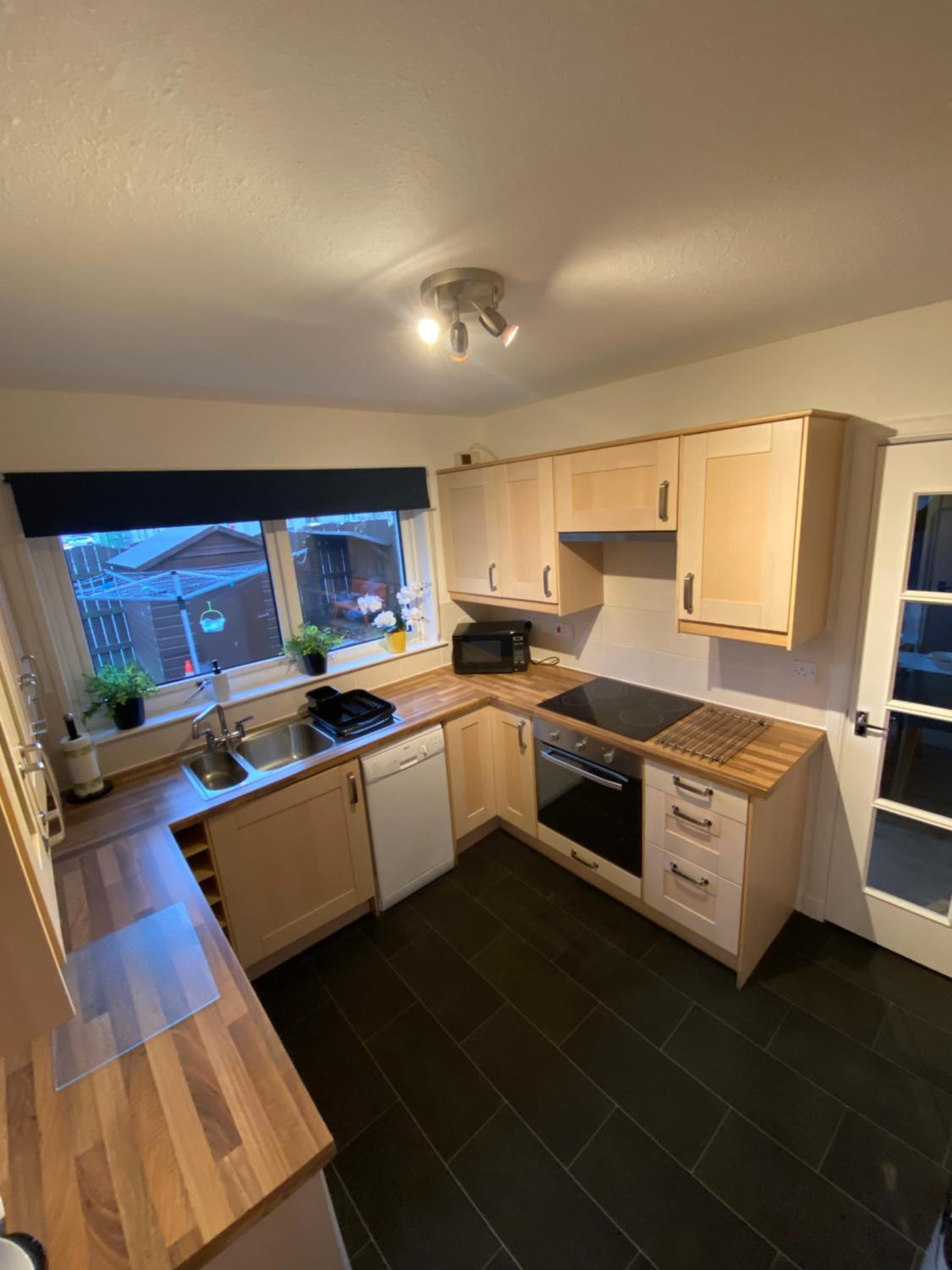 Three-Bedroom Apartment - Photo 8