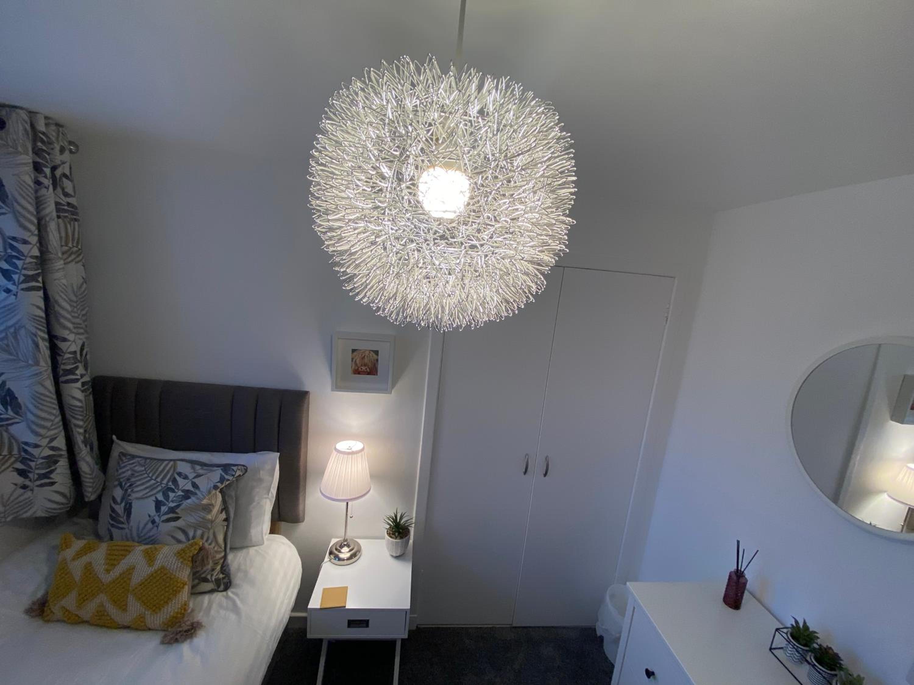 Three-Bedroom Apartment - Photo 10