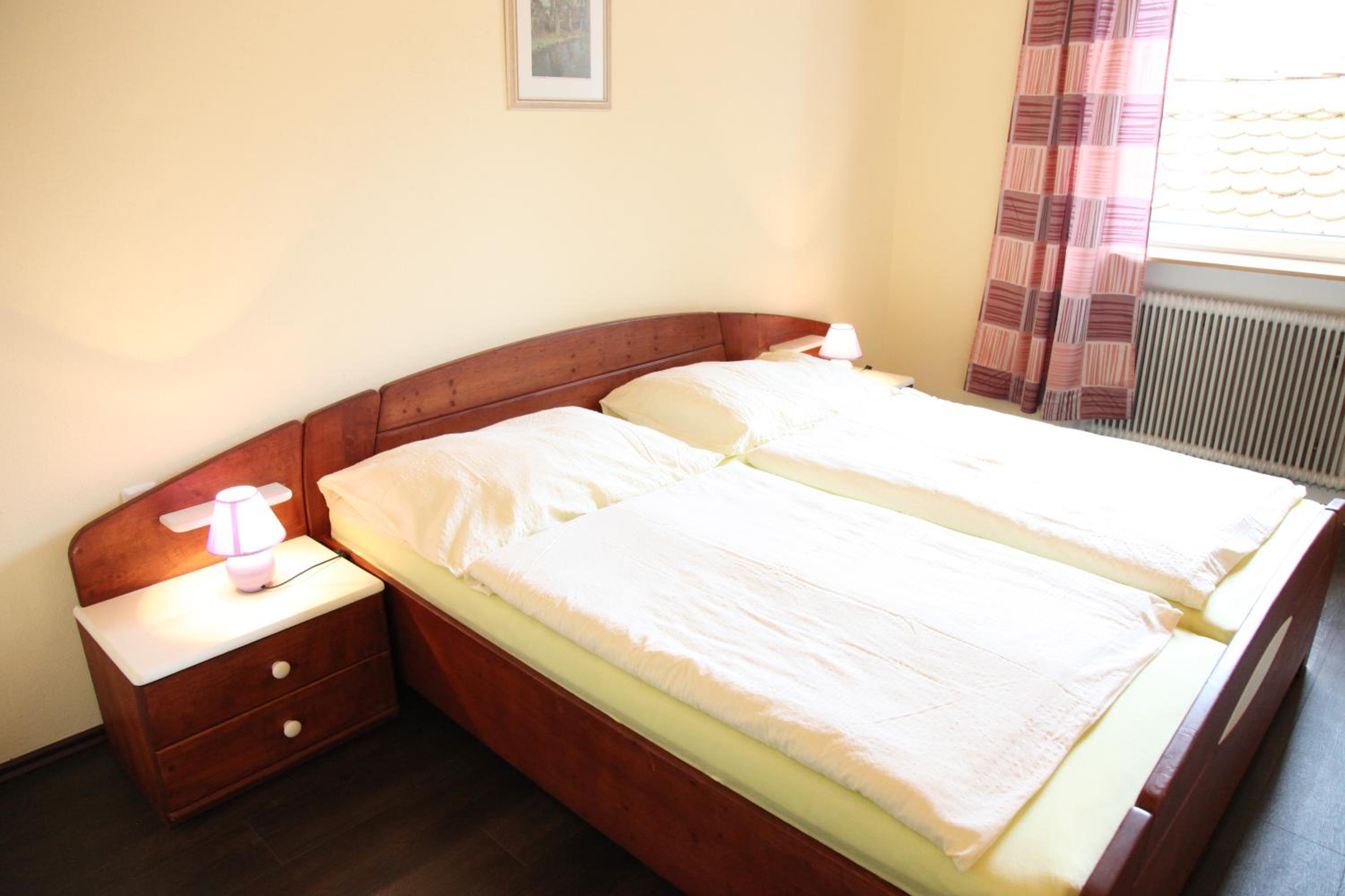 Basic Triple Room photo 1
