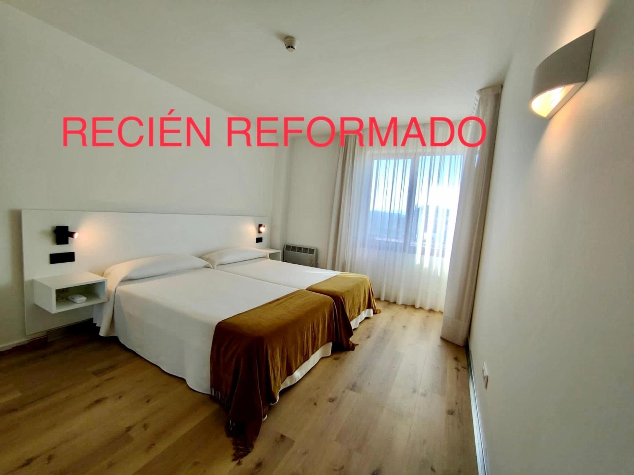 Apartment Premium with Terrace - Photo 32