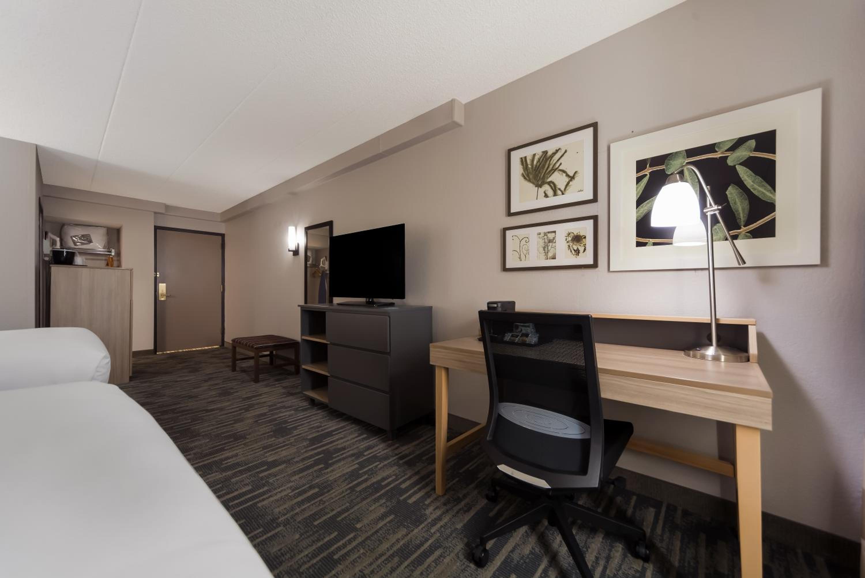 Double Room With Two Double Beds - Non-Smoking