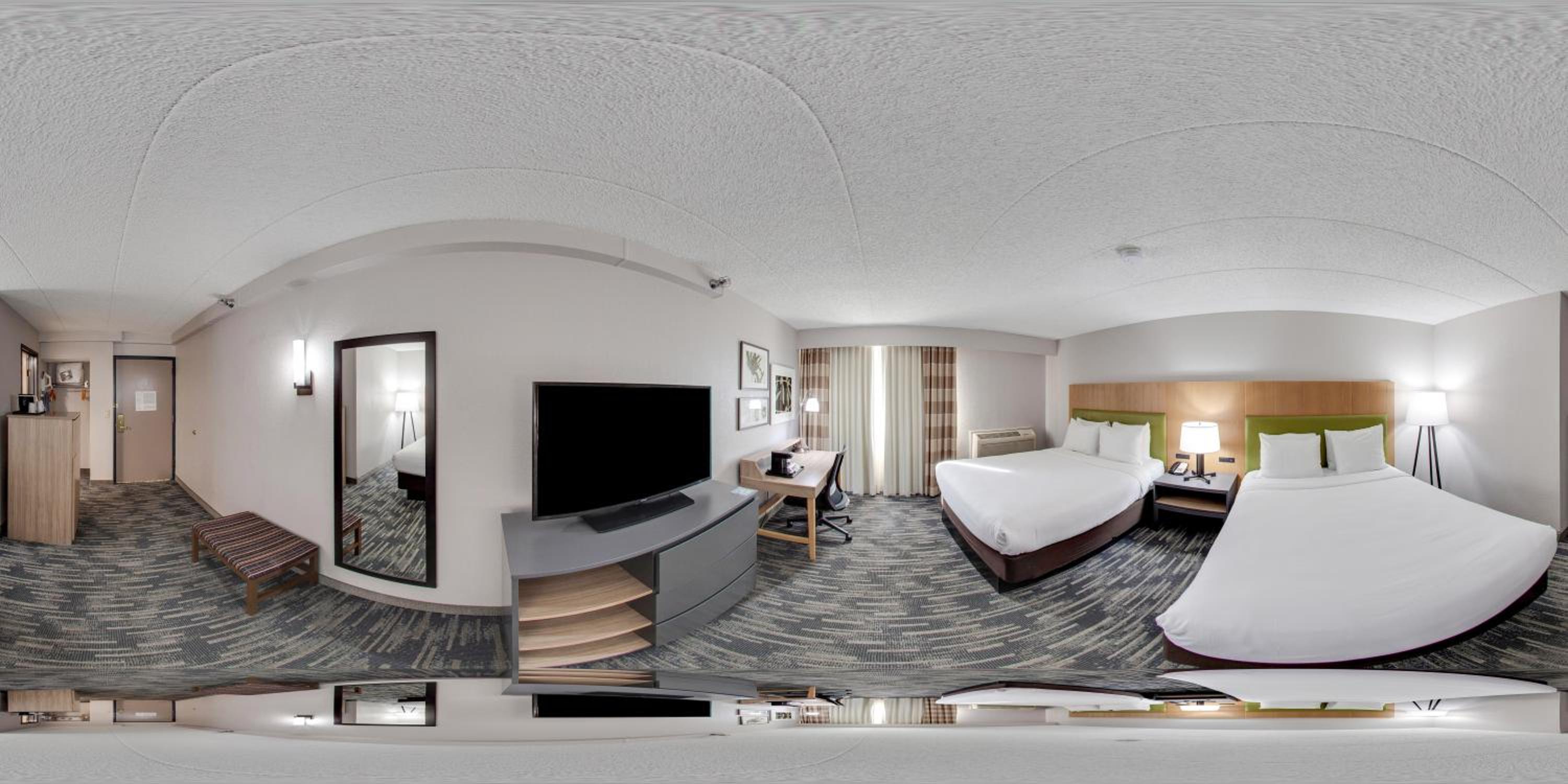 Deluxe Room with Two Double Beds and Balcony - Non-Smoking - Photo 6
