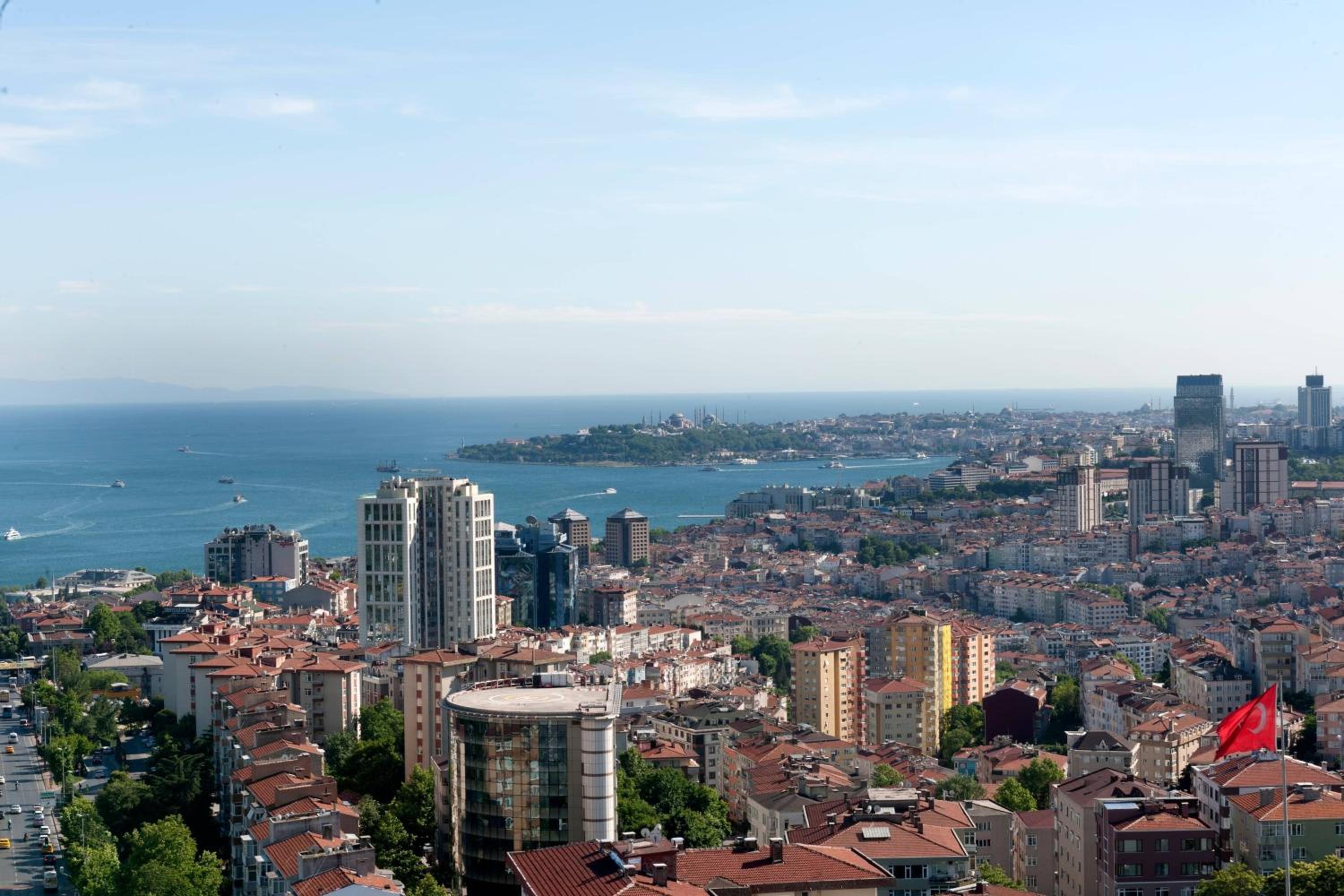 Deluxe Twin Room with Bosphorus View