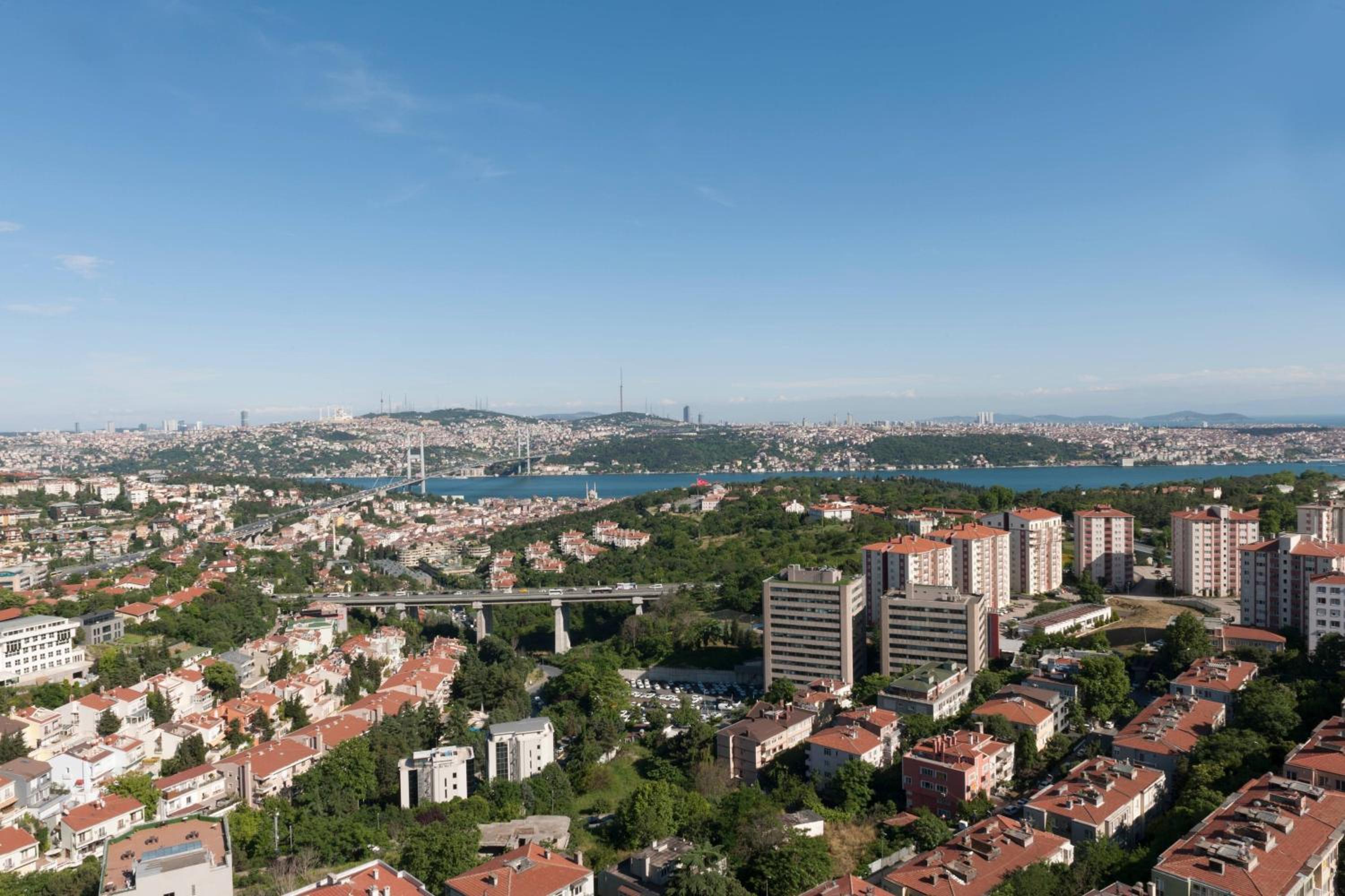Corner Suite Bosphorus View With Lounge Access