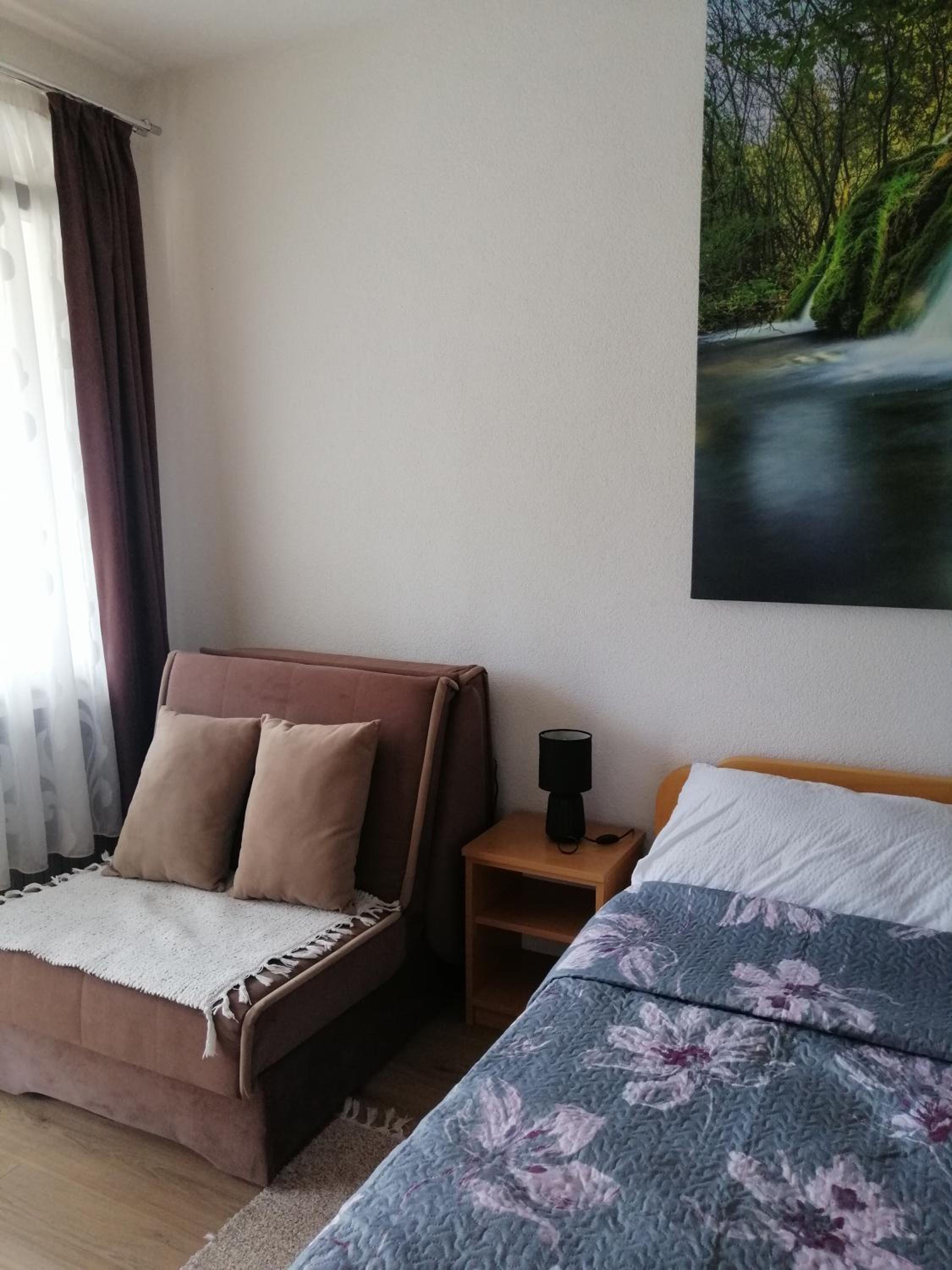Deluxe Double Room with Extra Bed photo 3