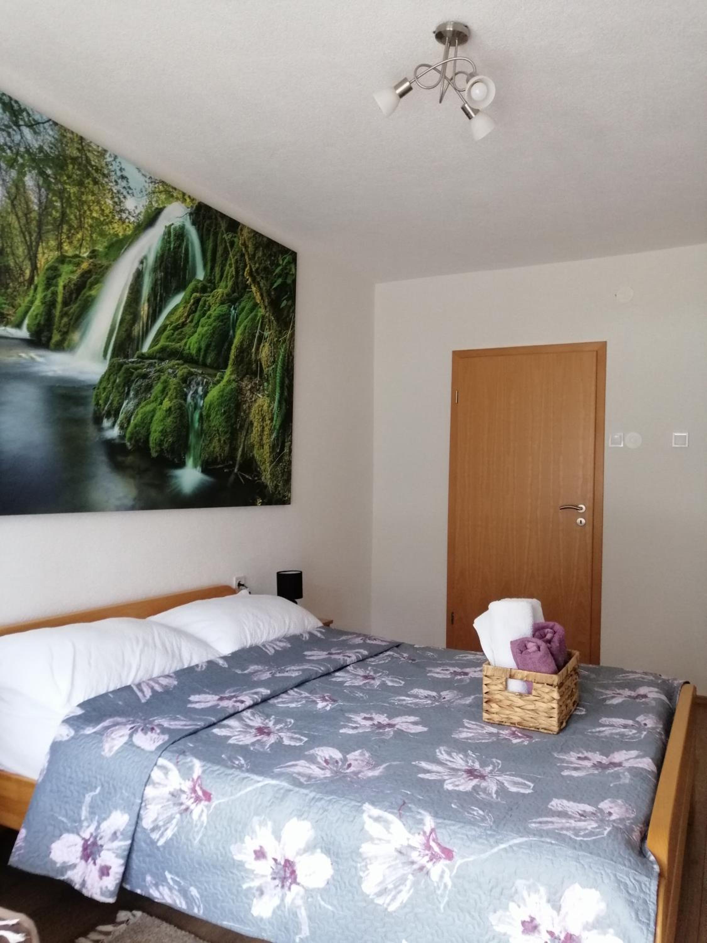 Deluxe Double Room with Extra Bed photo 2