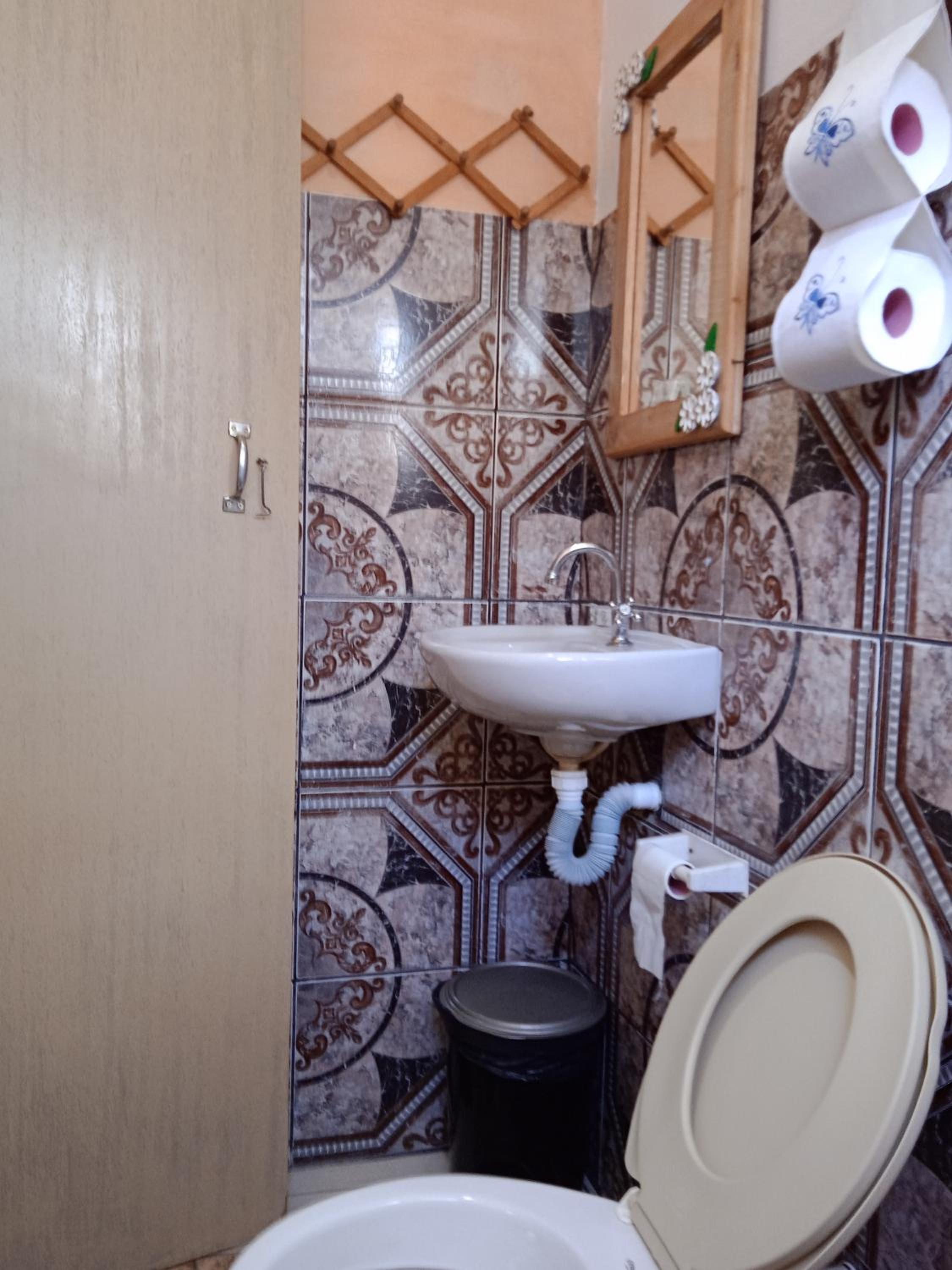 Double Room with Private Bathroom photo 2
