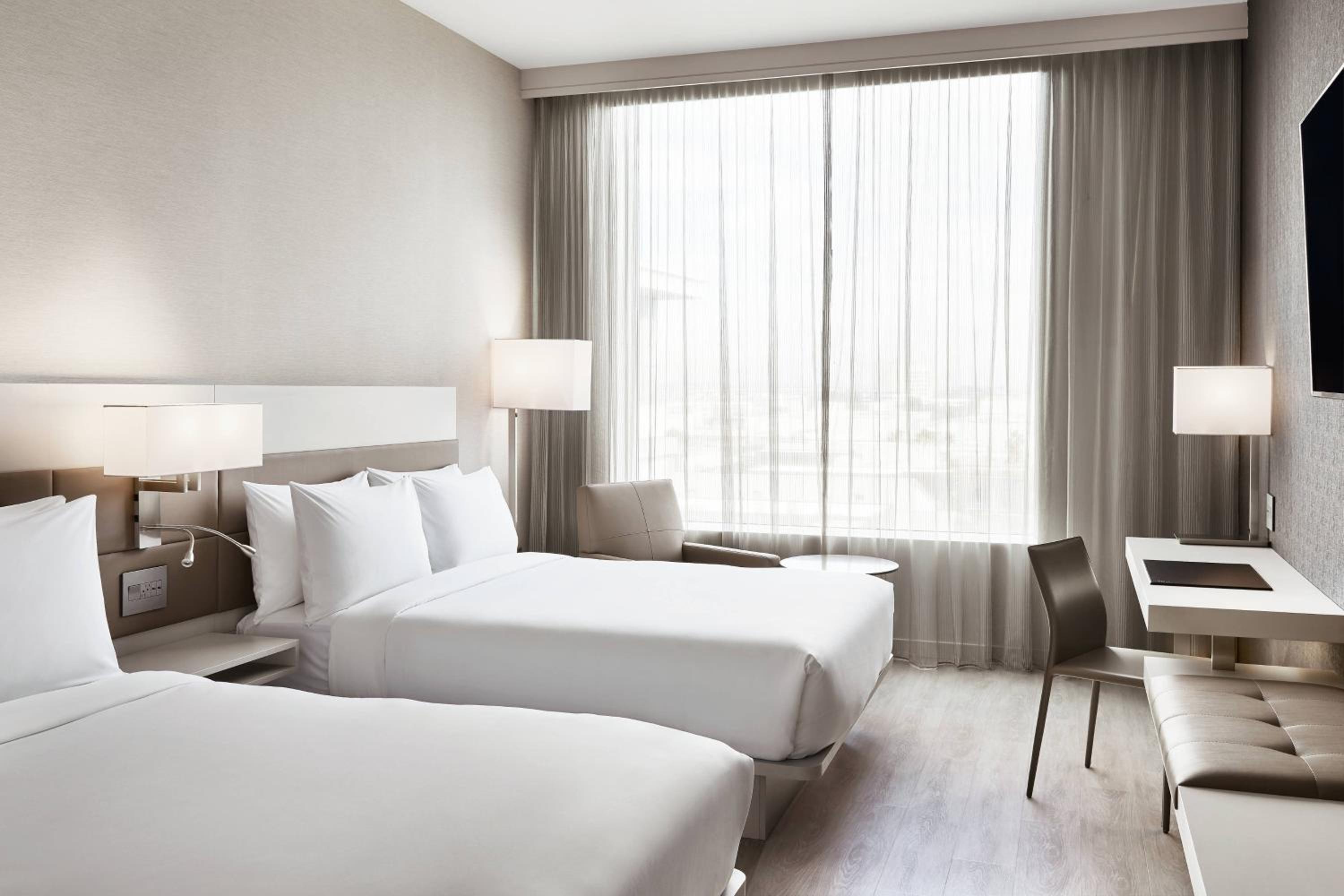 Queen Room with Two Queen Beds and High Floor