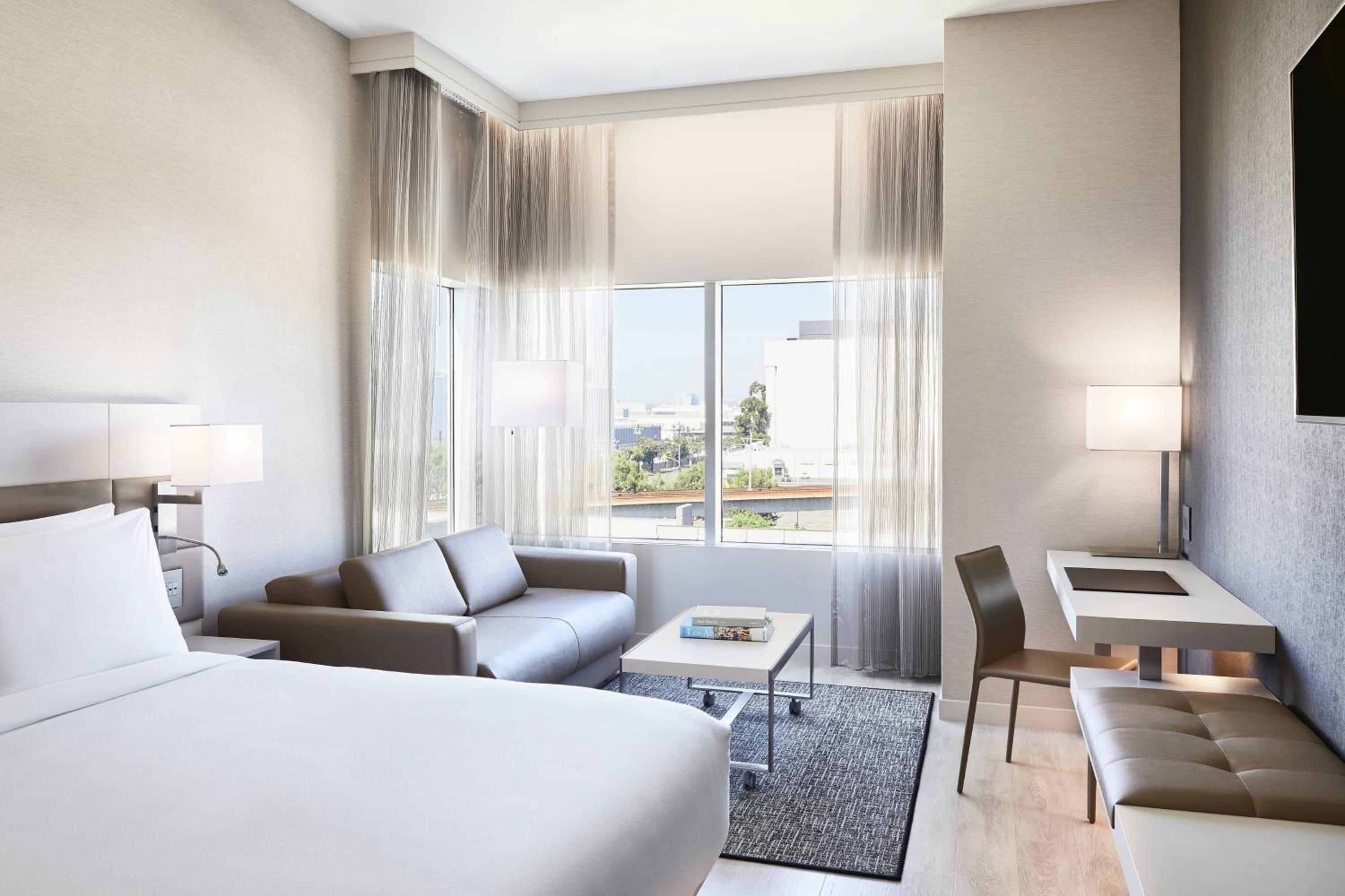 Larger King Room with Sofa Bed - Hearing Accessible