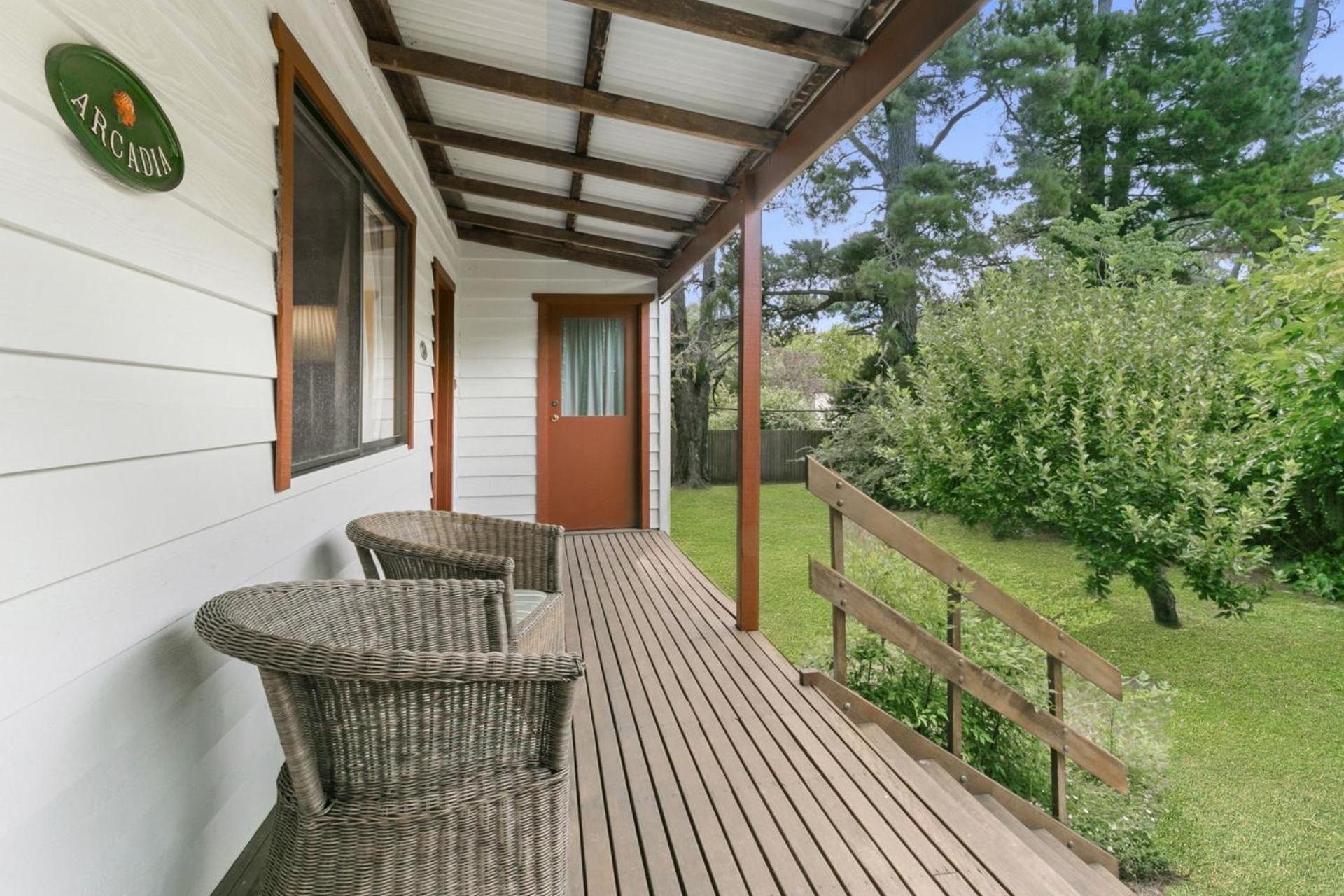 Five-Bedroom House photo 2