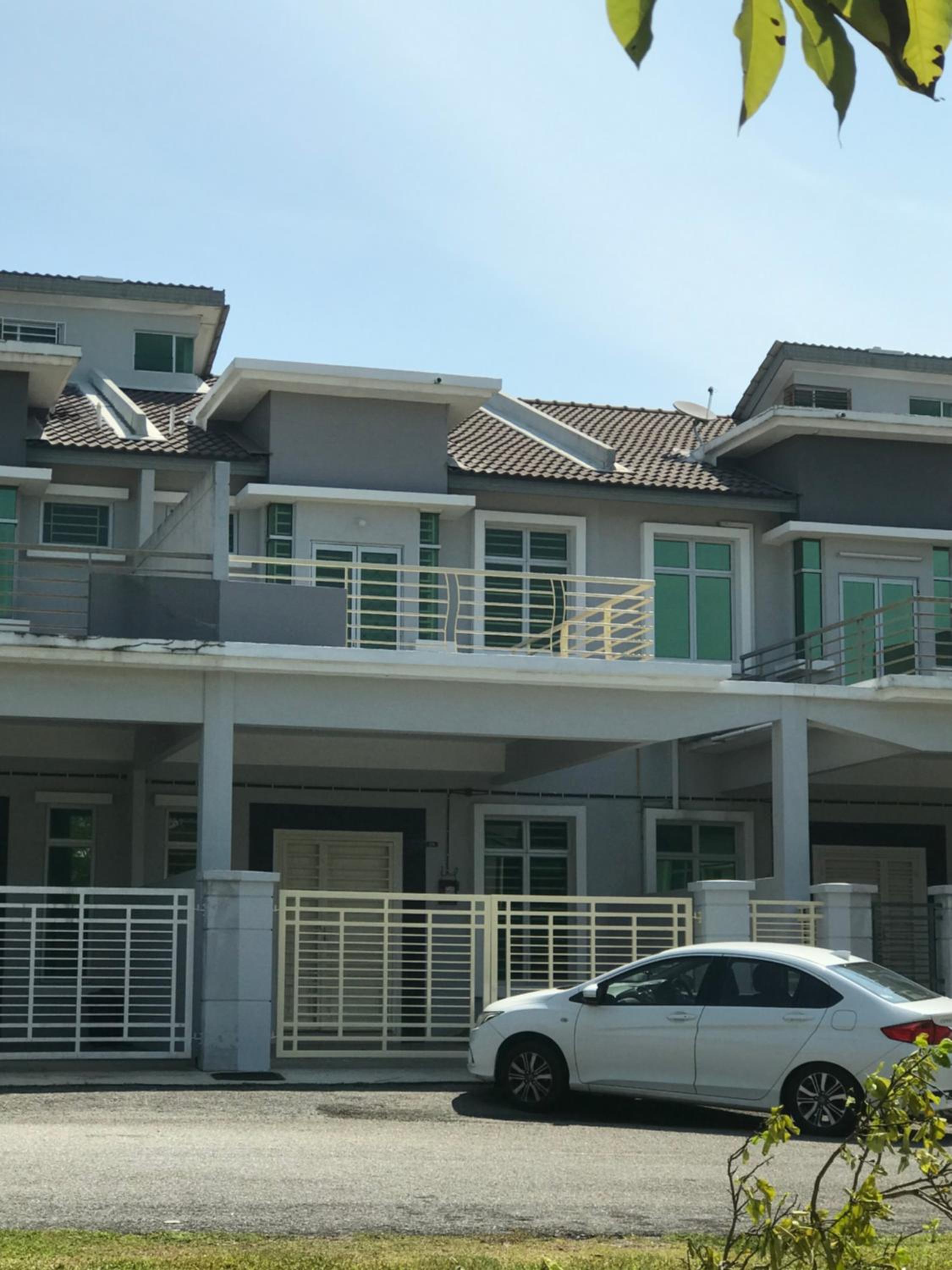 Four-Bedroom House photo 1