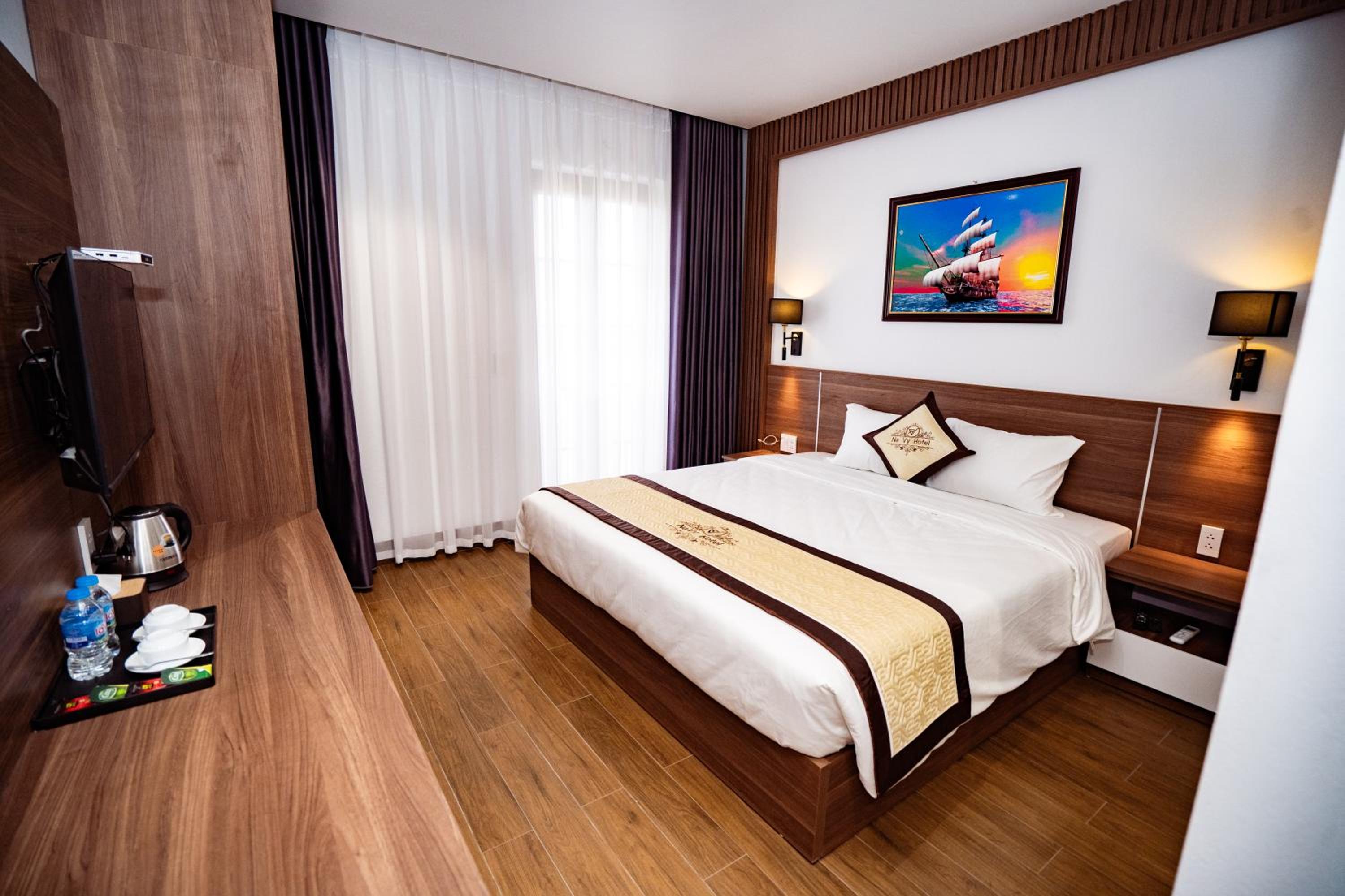 King Room with Balcony