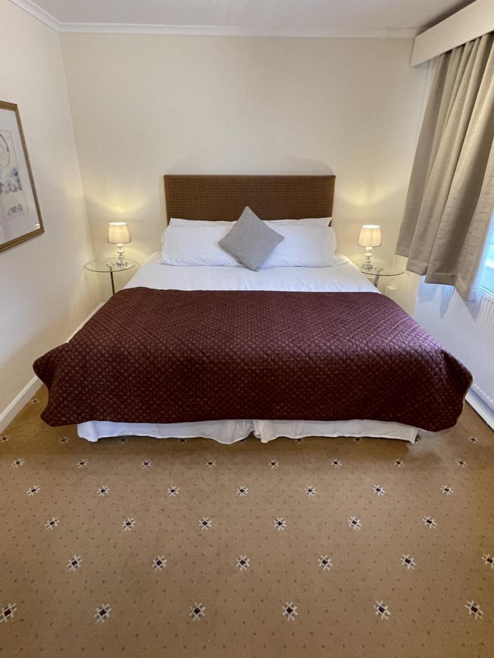 Double Room - Photo 14