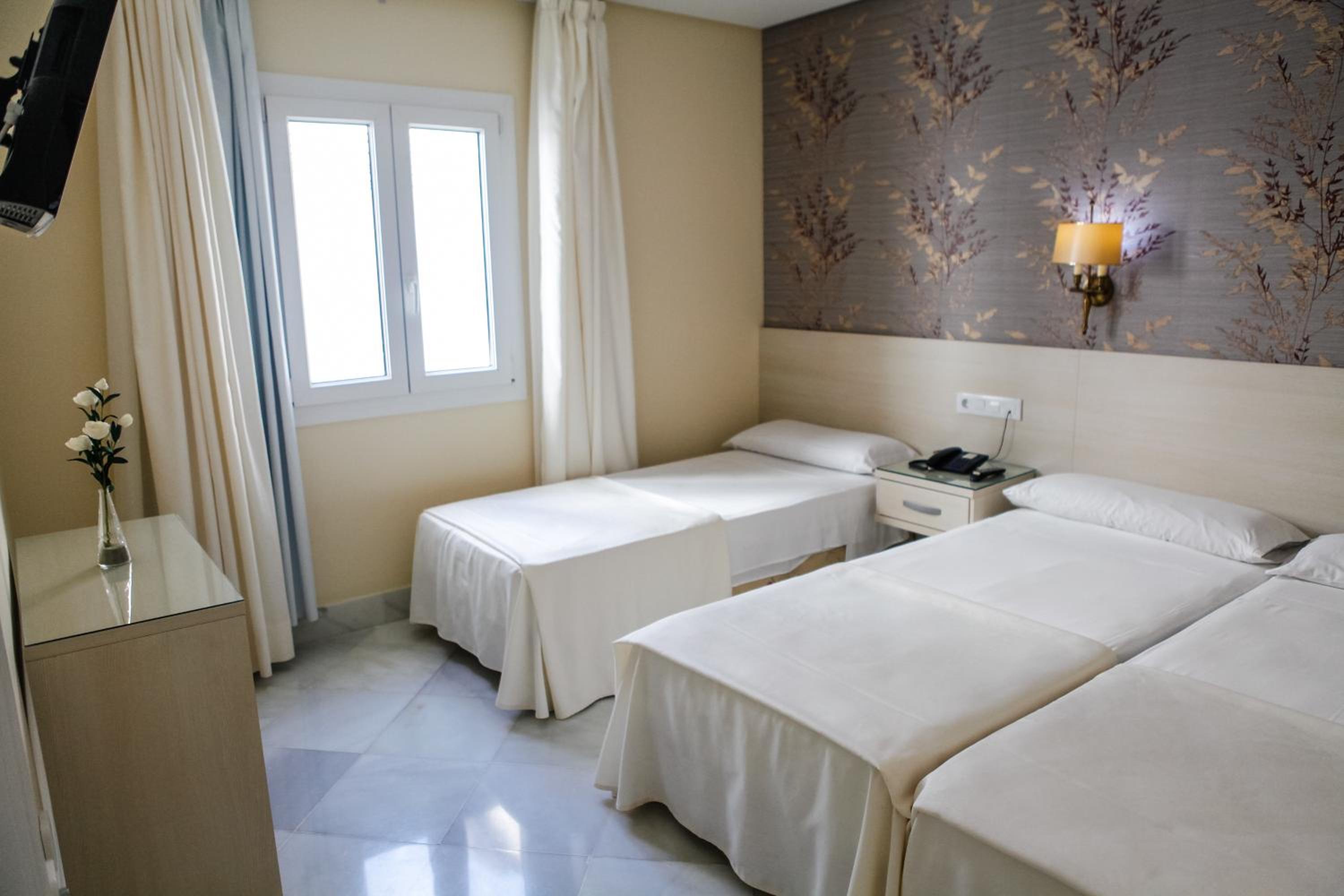 Habitación Doble o con Dos Camas con Cama Adicional