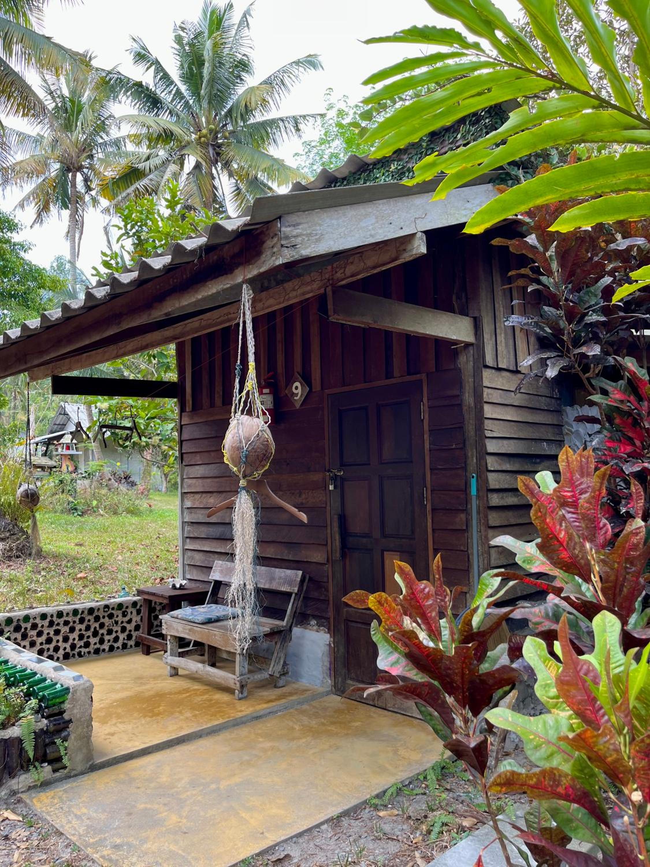 Standard Bungalow with Fan - Photo 9