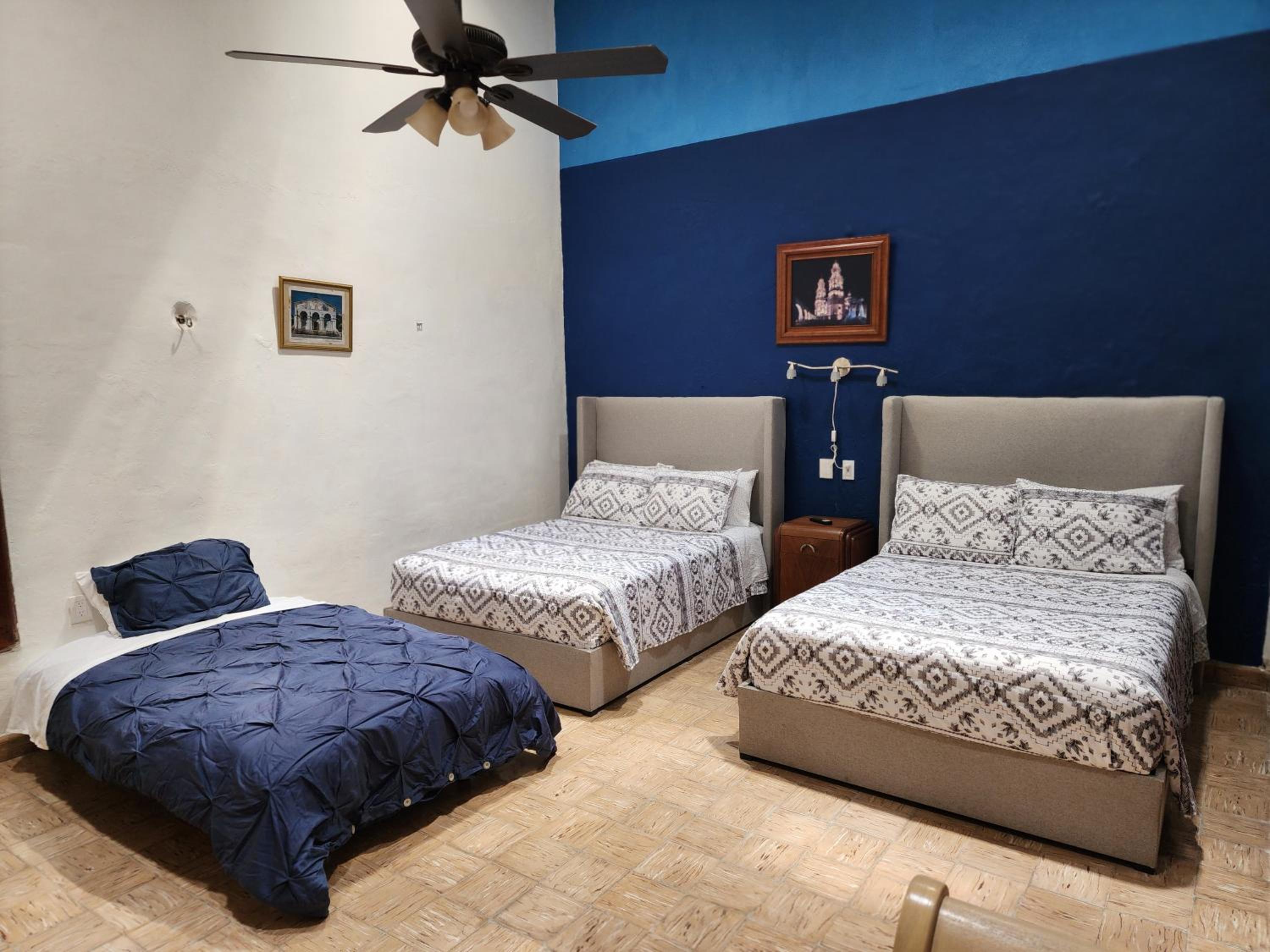 Two-Bedroom House - Photo 19
