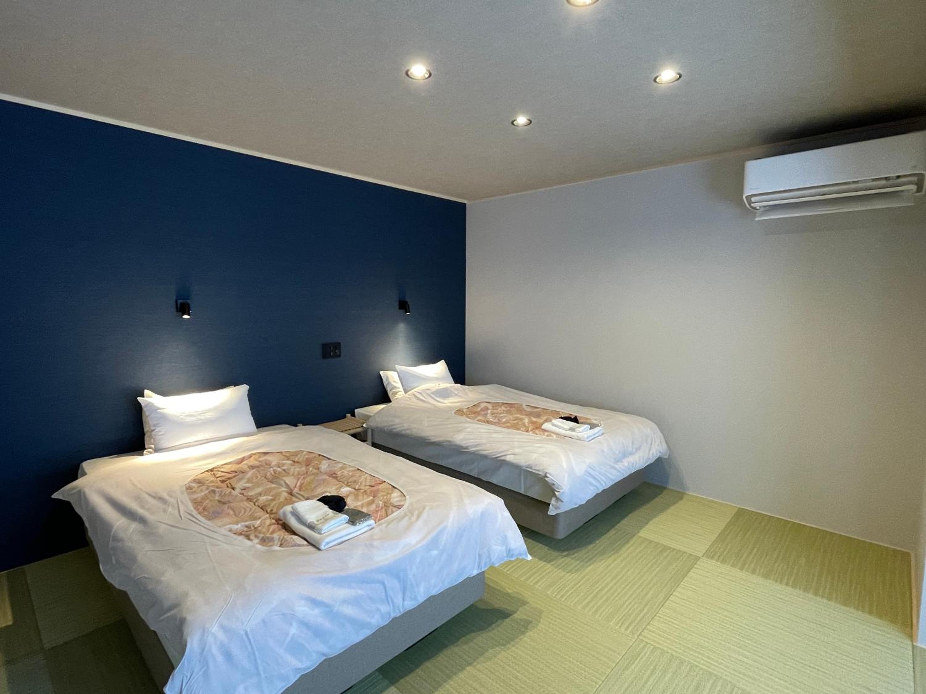 Large Japanese Style Room Two Beds with Hot Spring Bath - Photo 1