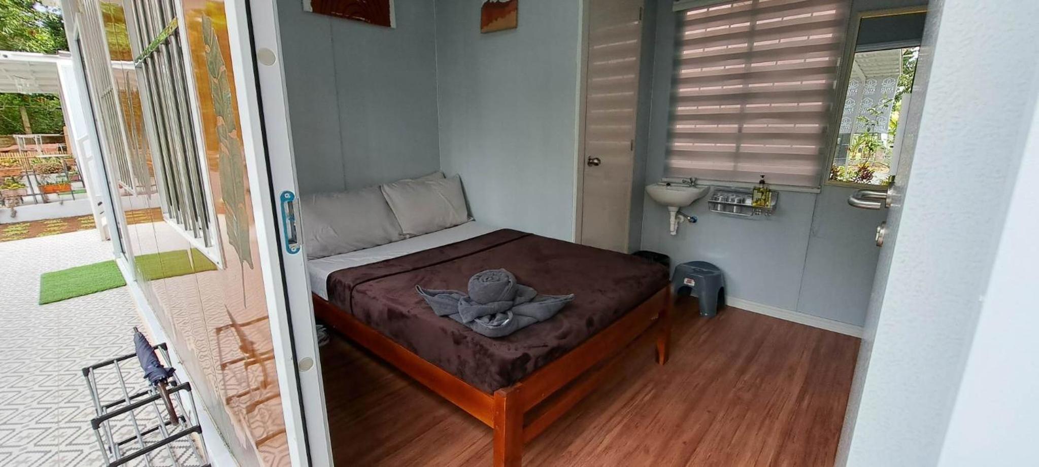Deluxe Double Room - Photo 8