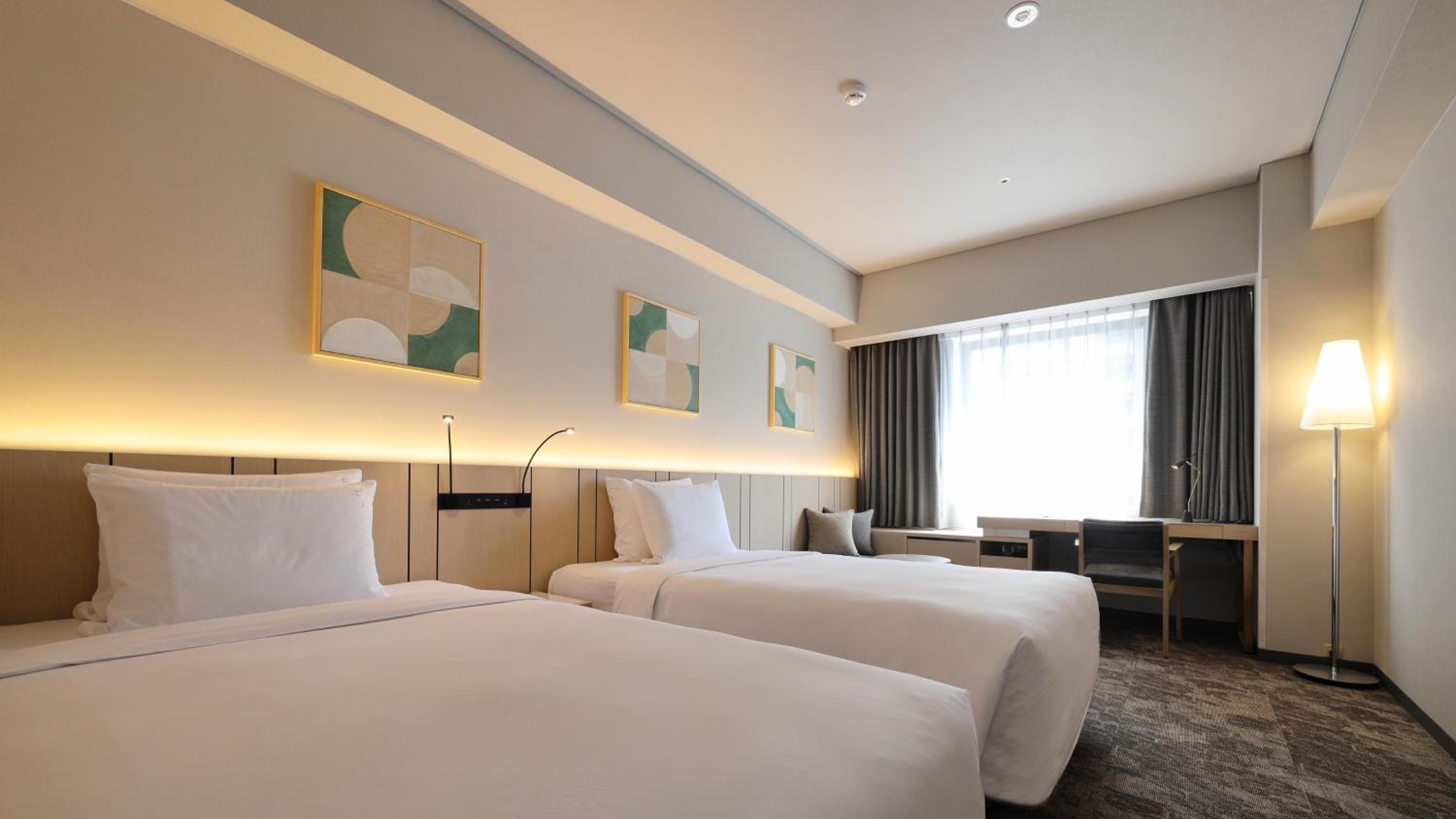Premium Twin Room - Mid Floor/Non-Smoking - Photo 2