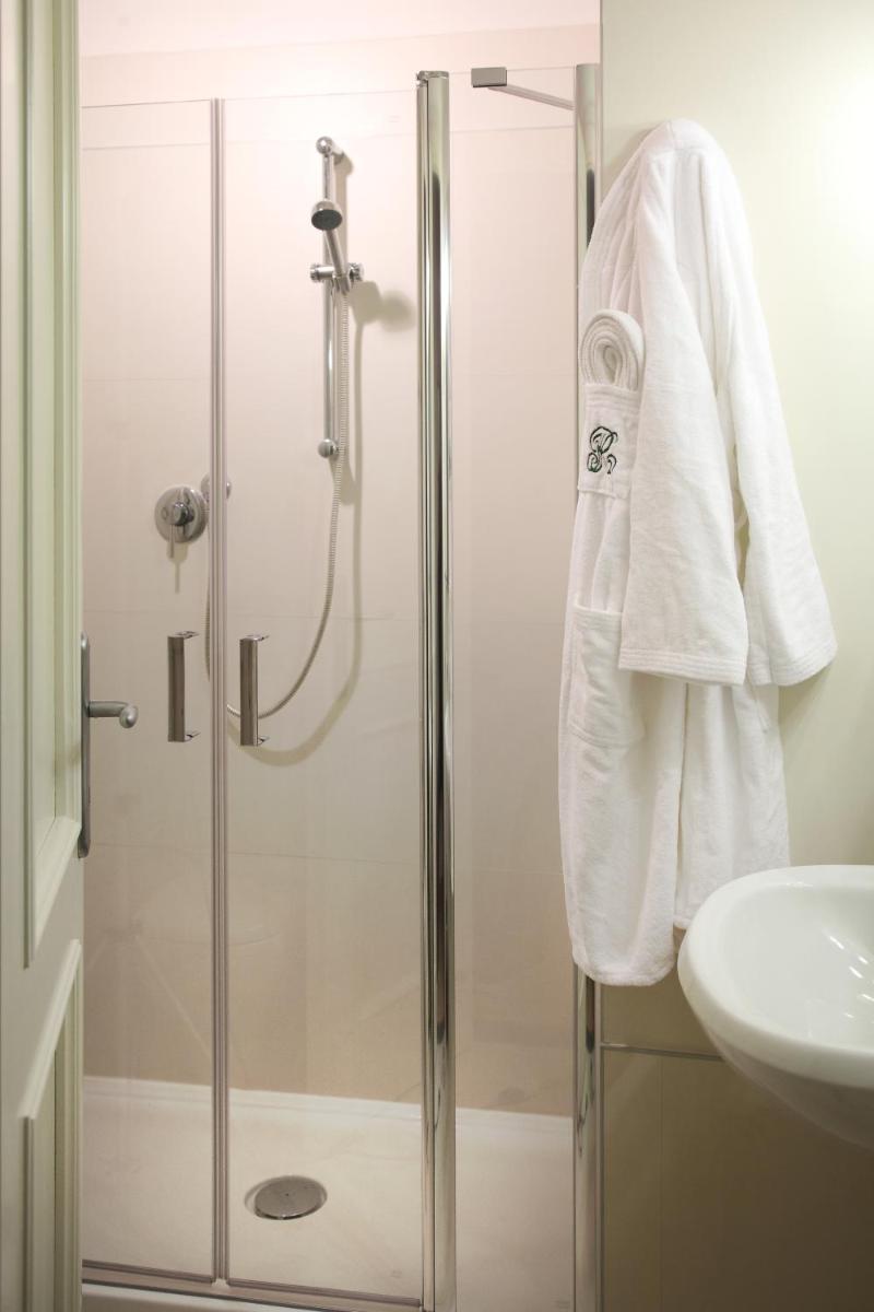 Triple Room - Photo 7