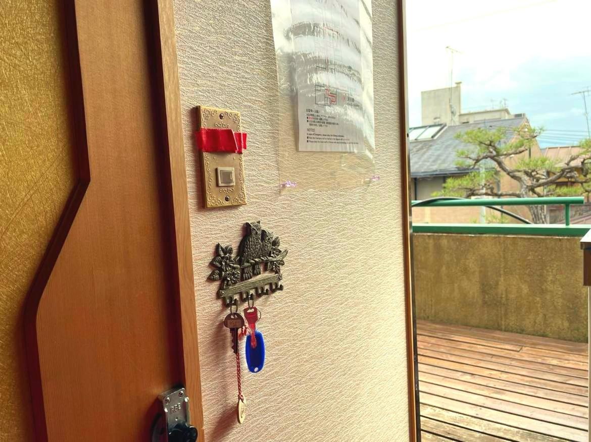 Apartment with Balcony photo 2