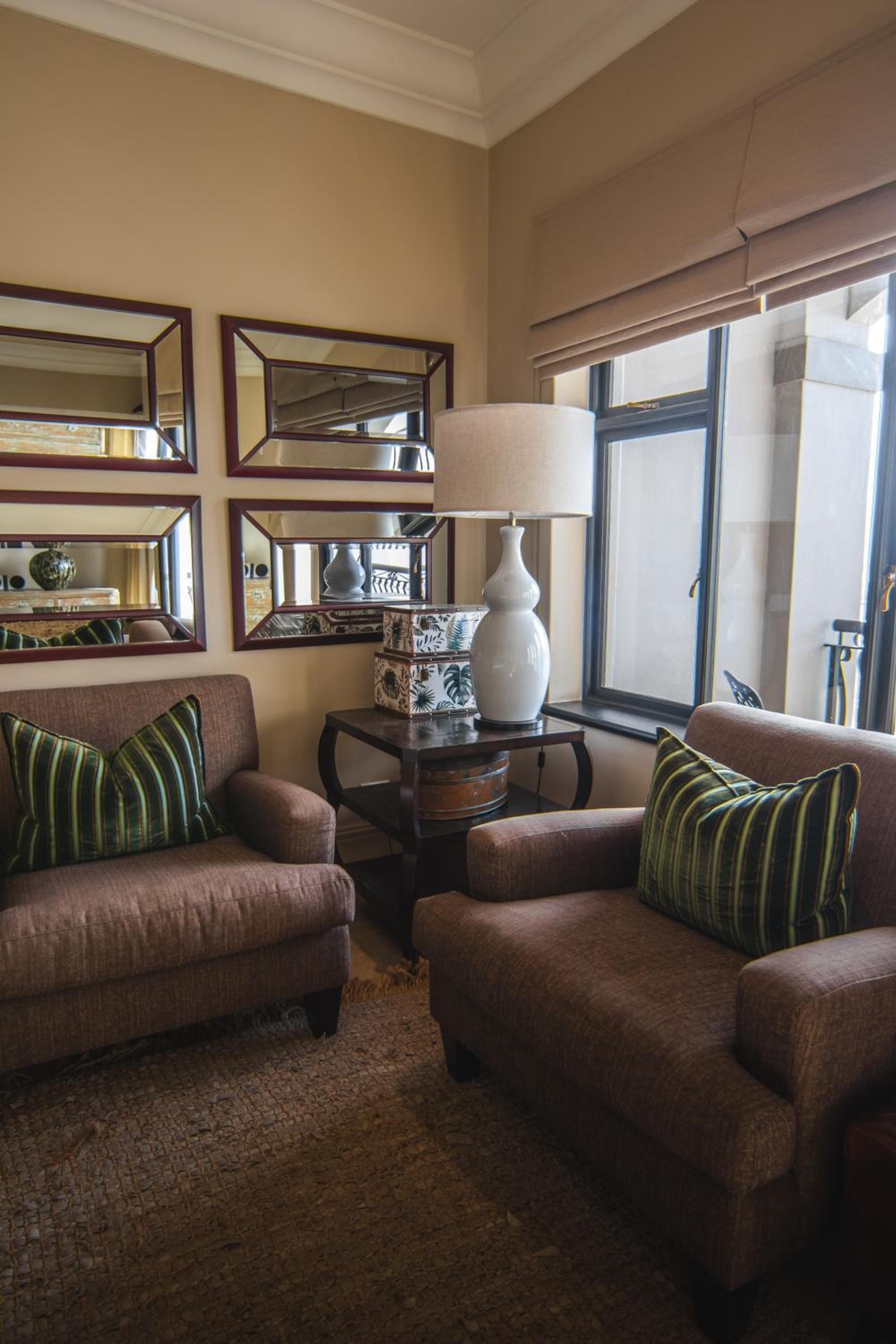 Suite with Mountain View