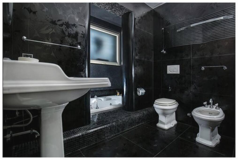 Villa photo 2