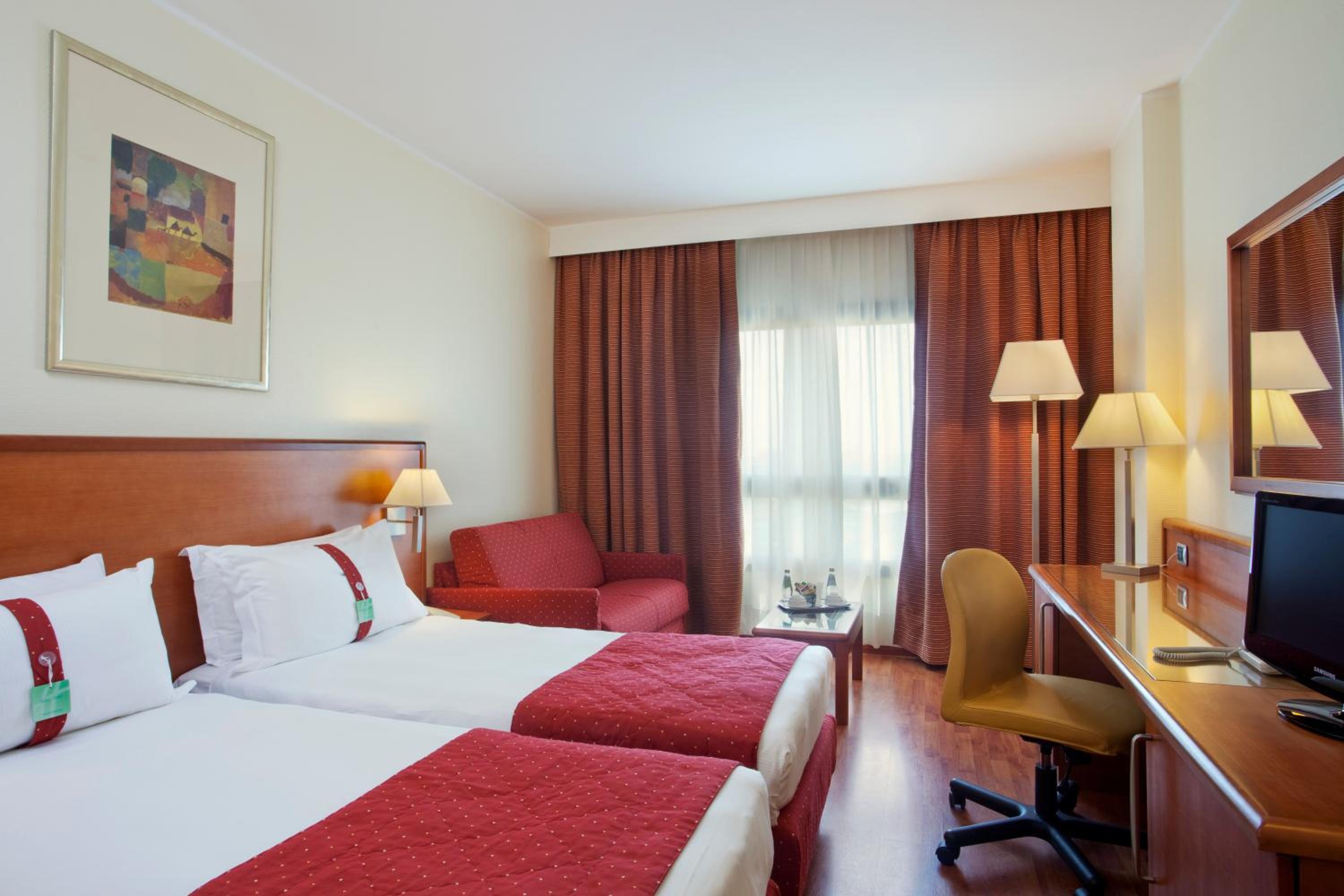 Premium Room - Photo 2