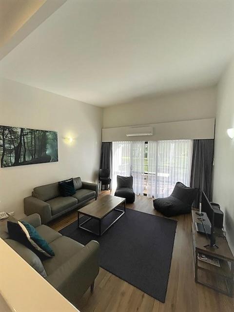 Two-Bedroom Standard Apartment photo 1