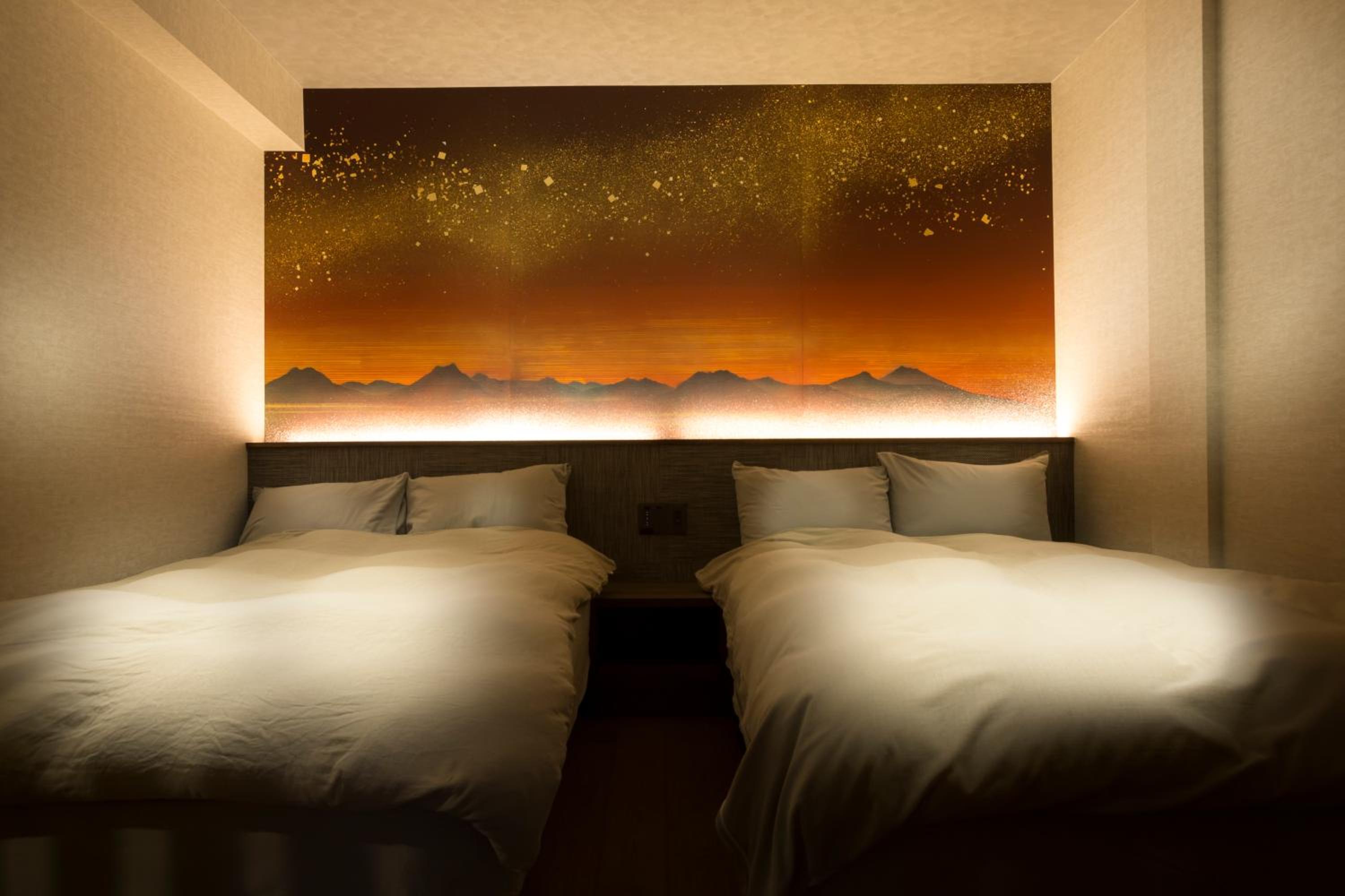 Suite with Mountain View