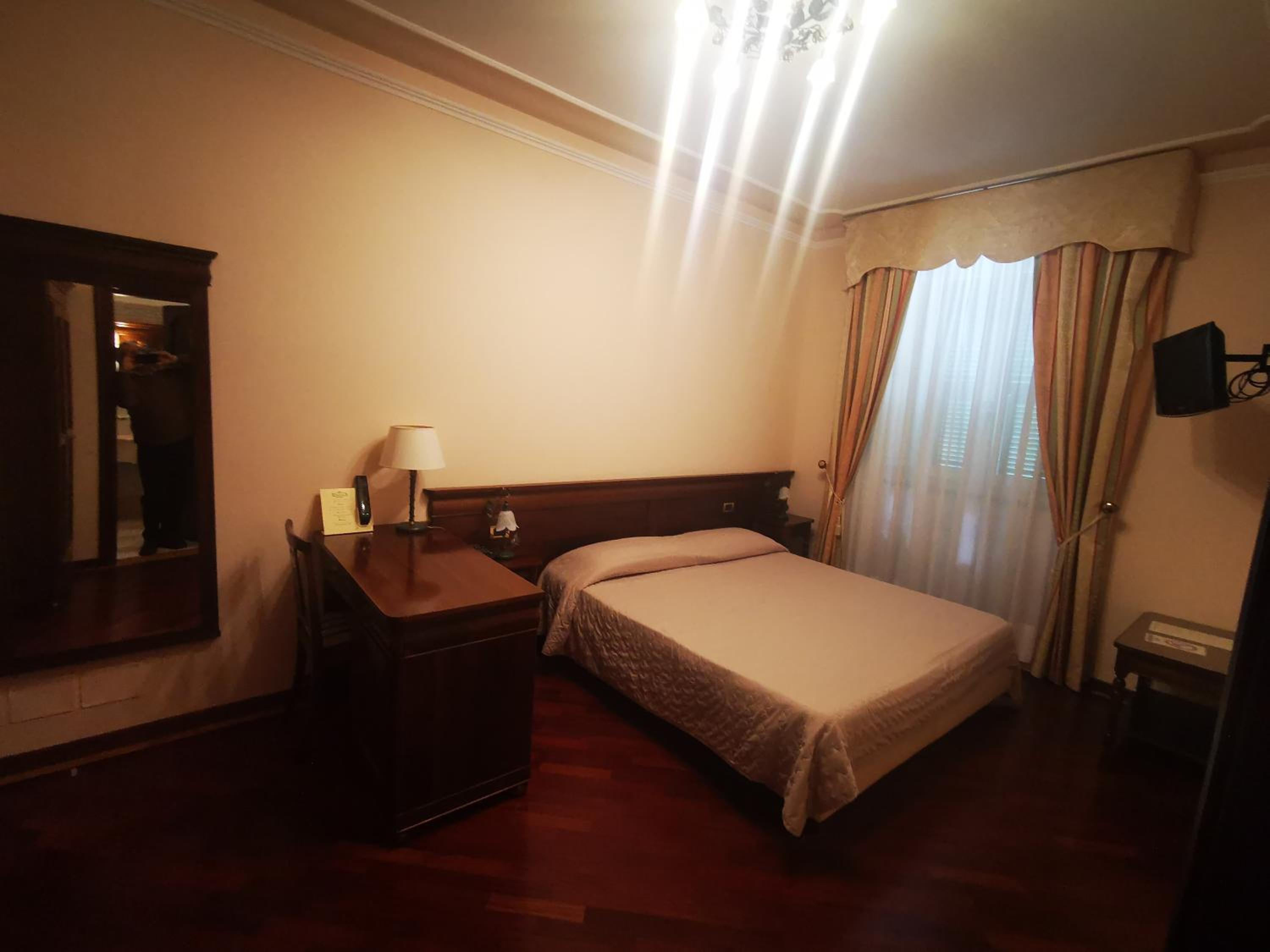 Single Room - Garden View