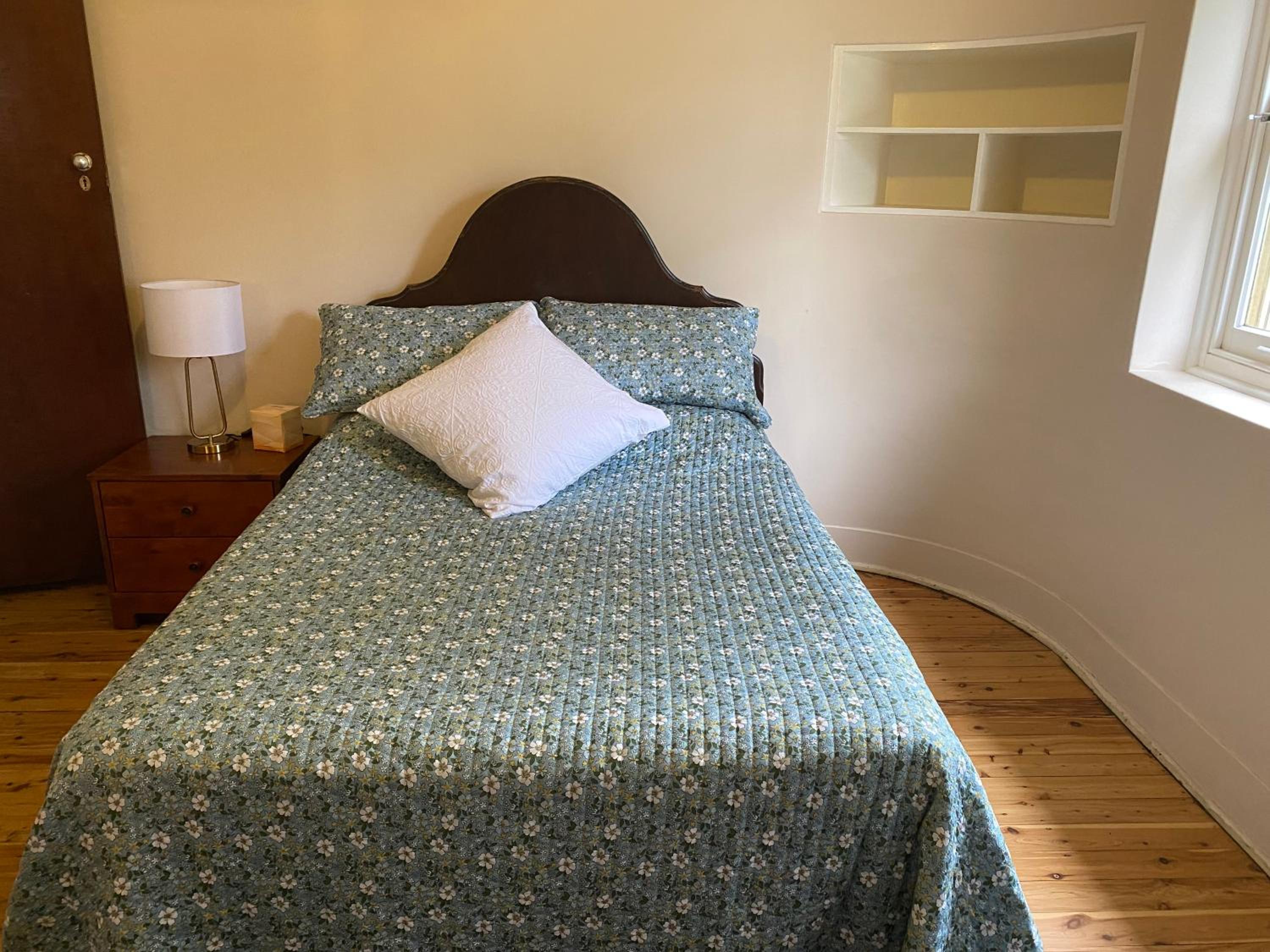 Four-Bedroom House photo 1