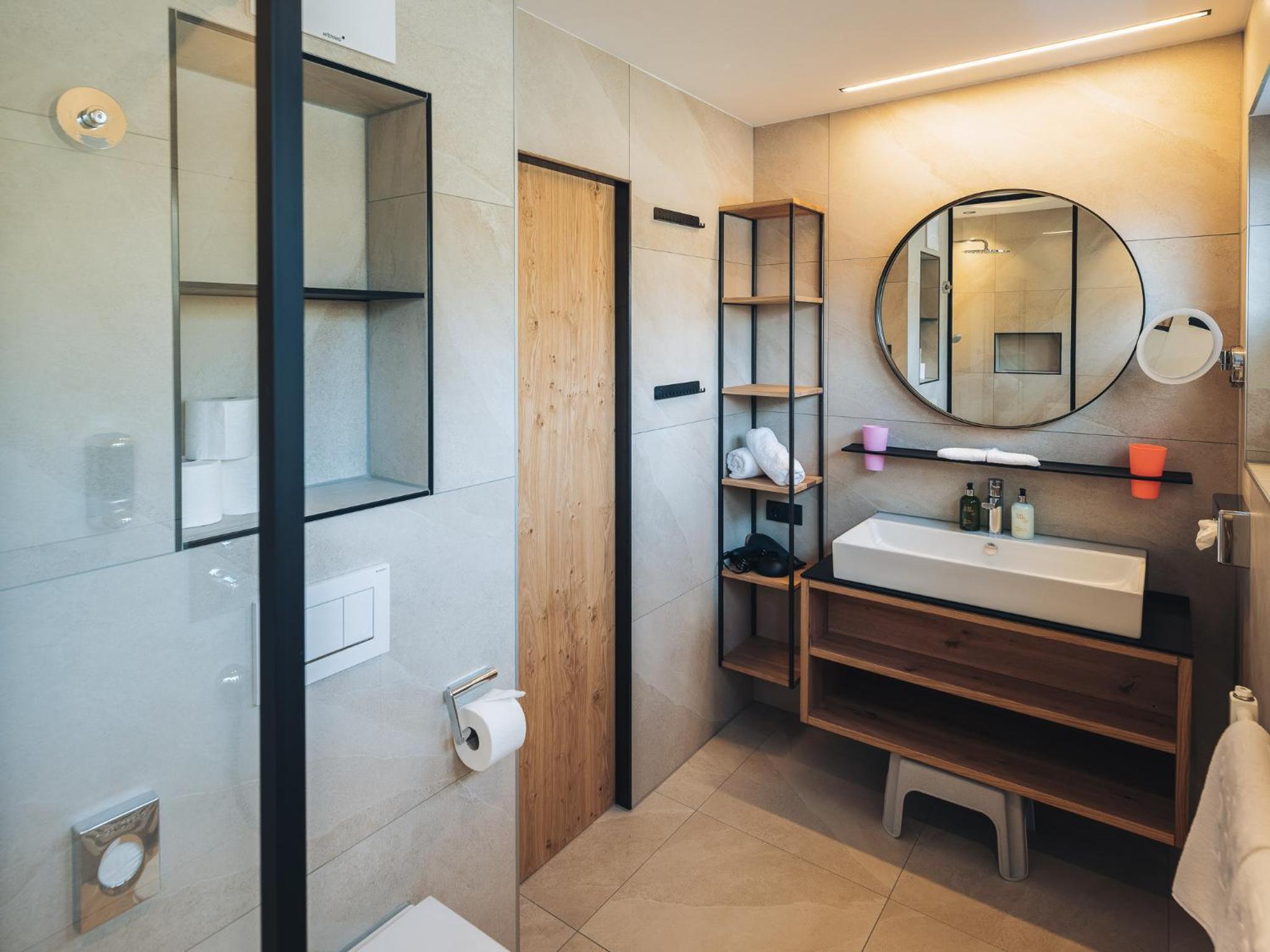 Budget Double or Twin Room photo 3